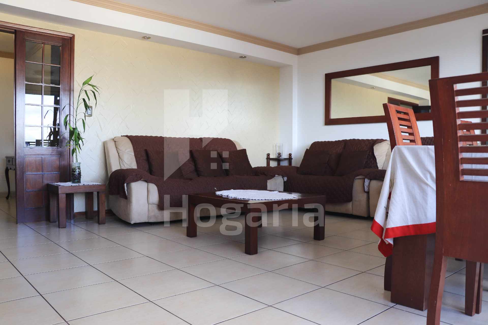 Departamento en Entre 2do y 3er anillo Norte en Santa Cruz de la Sierra 3 dormitorios 3 baños 1 parqueos Foto 13