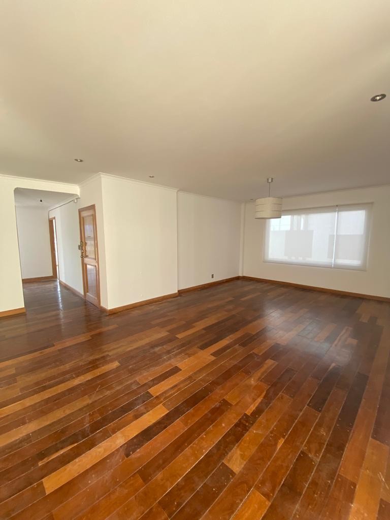 Departamento en Auquisamaña en La Paz 3 dormitorios 5 baños 1 parqueos Foto 9