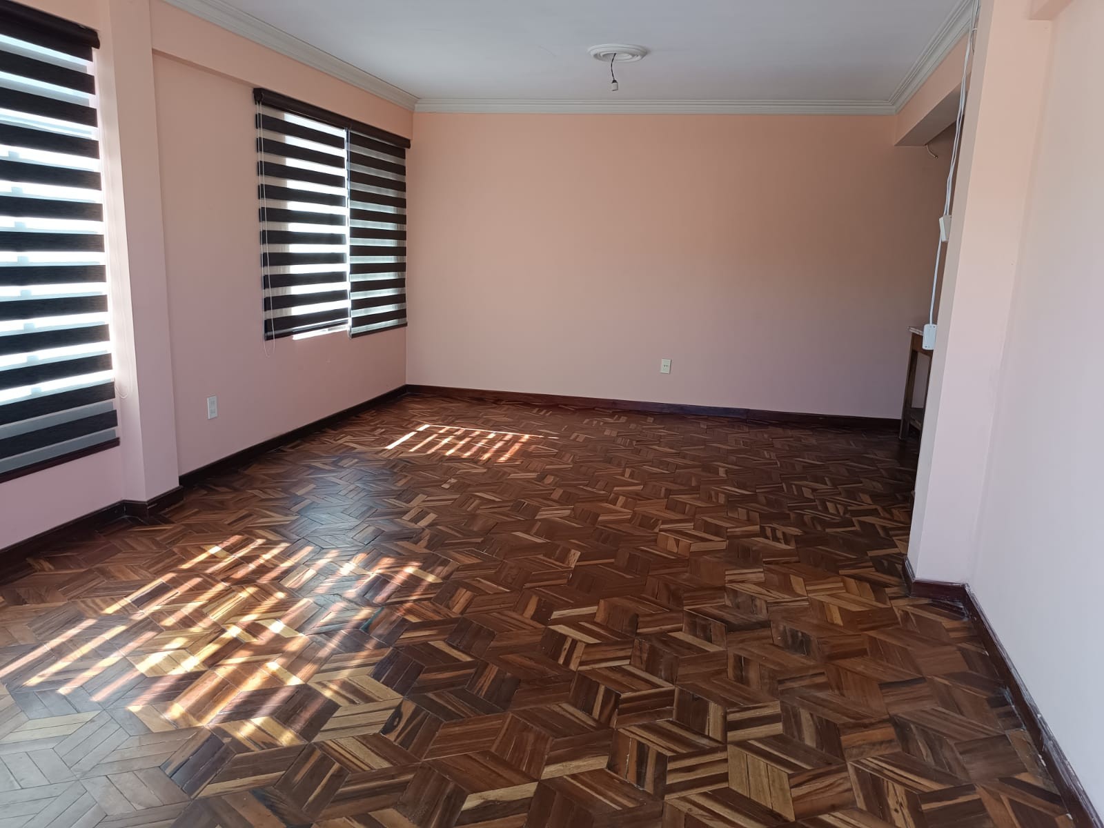 Departamento en AlquilerALQUILO HERMOSO DEPARTAMENTO ALTO OBRAJES SECTOR A 2 dormitorios 1 baños 1 parqueos Foto 1