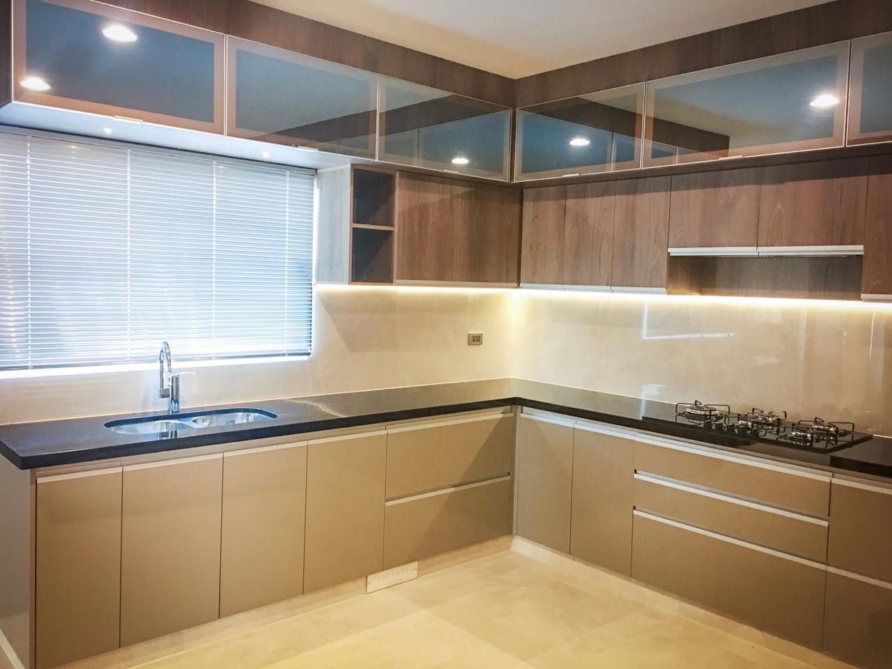 Casa Urbanizacion Bosques de la Colina - 8vo anillo entre Cristo Redentor y Radial 26 Foto 5