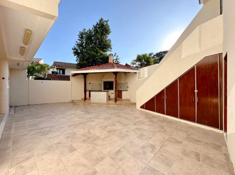 Casa en Venta6to Anillo, Zona Norte, Urbanización Ciudad Jardín, calle Los Tulipanes Foto 59