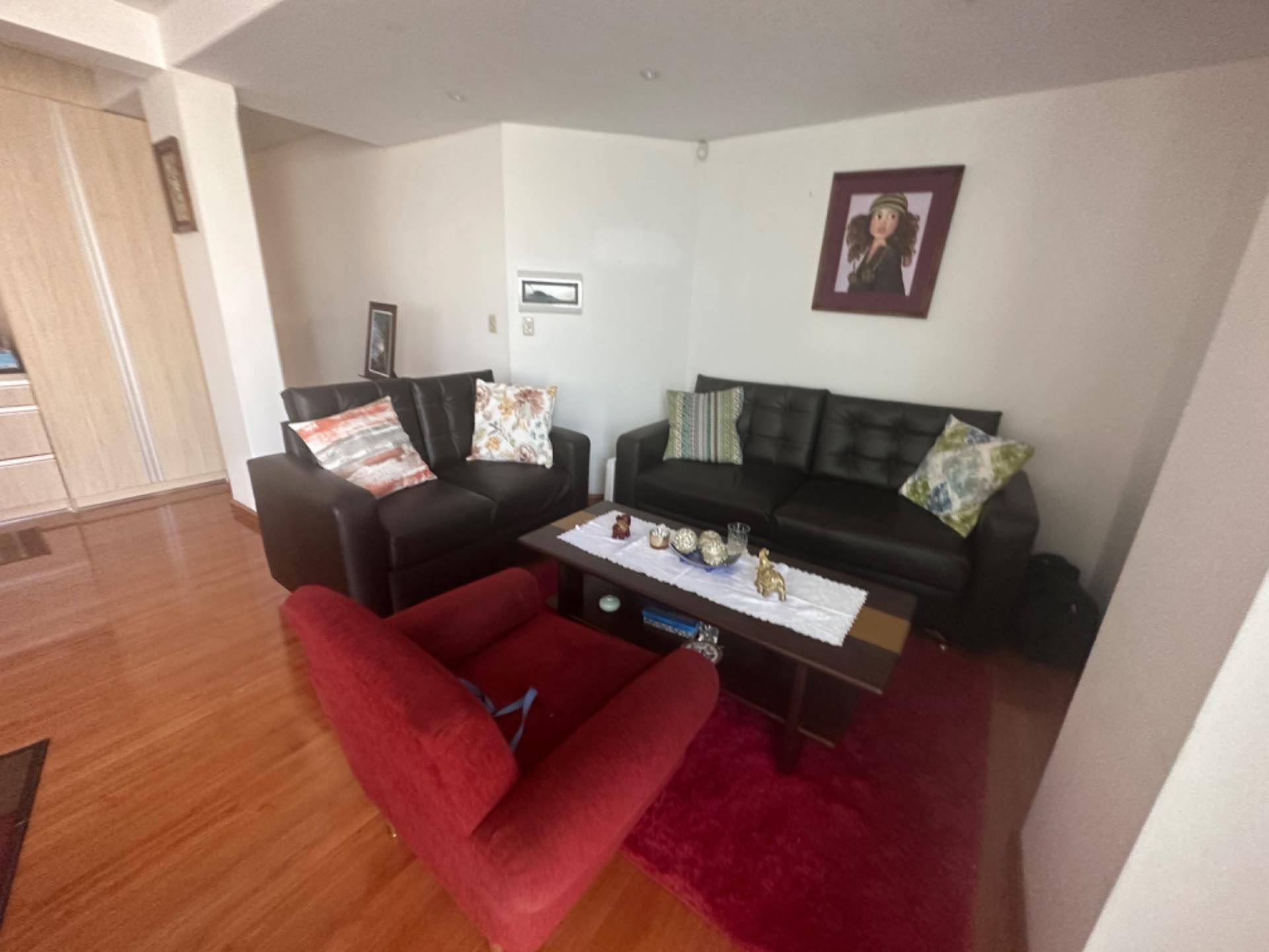 Departamento en Achumani en La Paz 3 dormitorios 2 baños 1 parqueos Foto 26