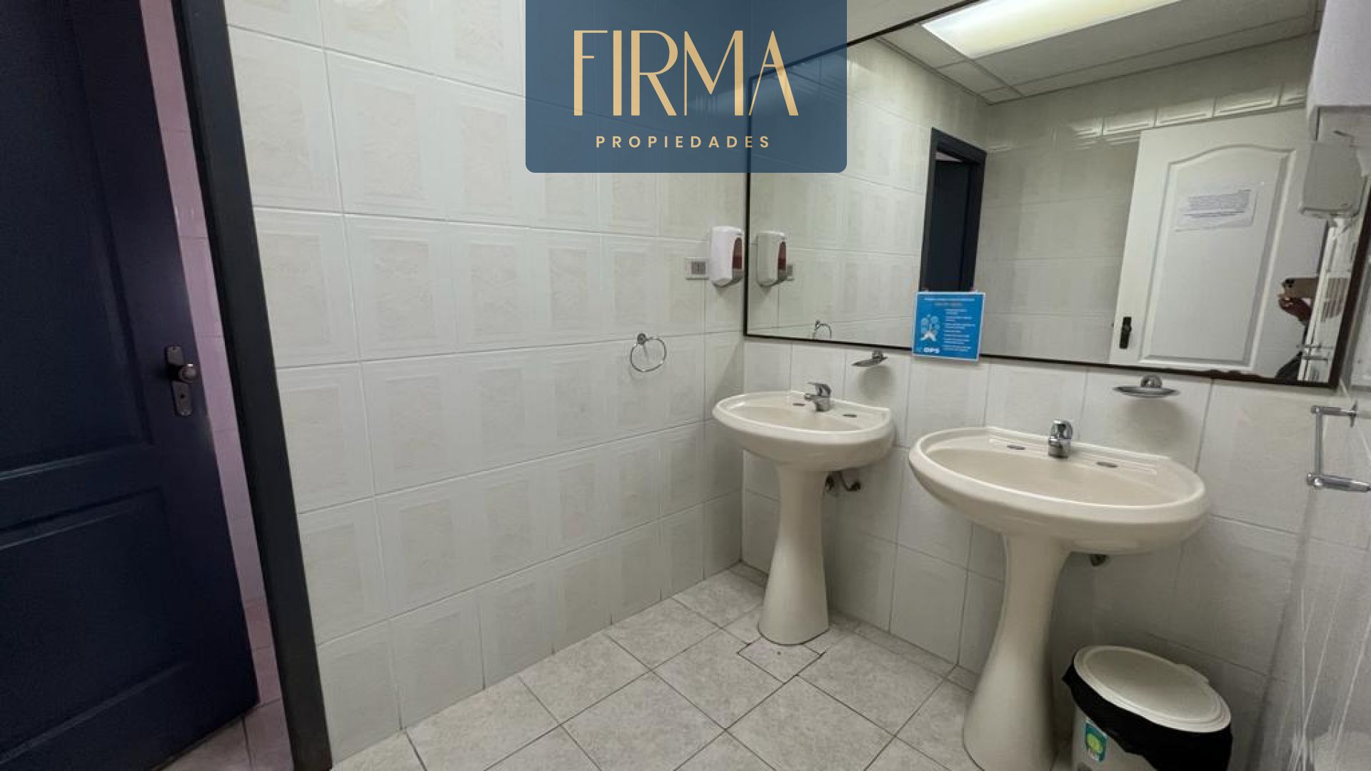 Oficina en AlquilerALQUILA ESTA OFICINA EN CALACOTO  5 baños 1 parqueos Foto 4