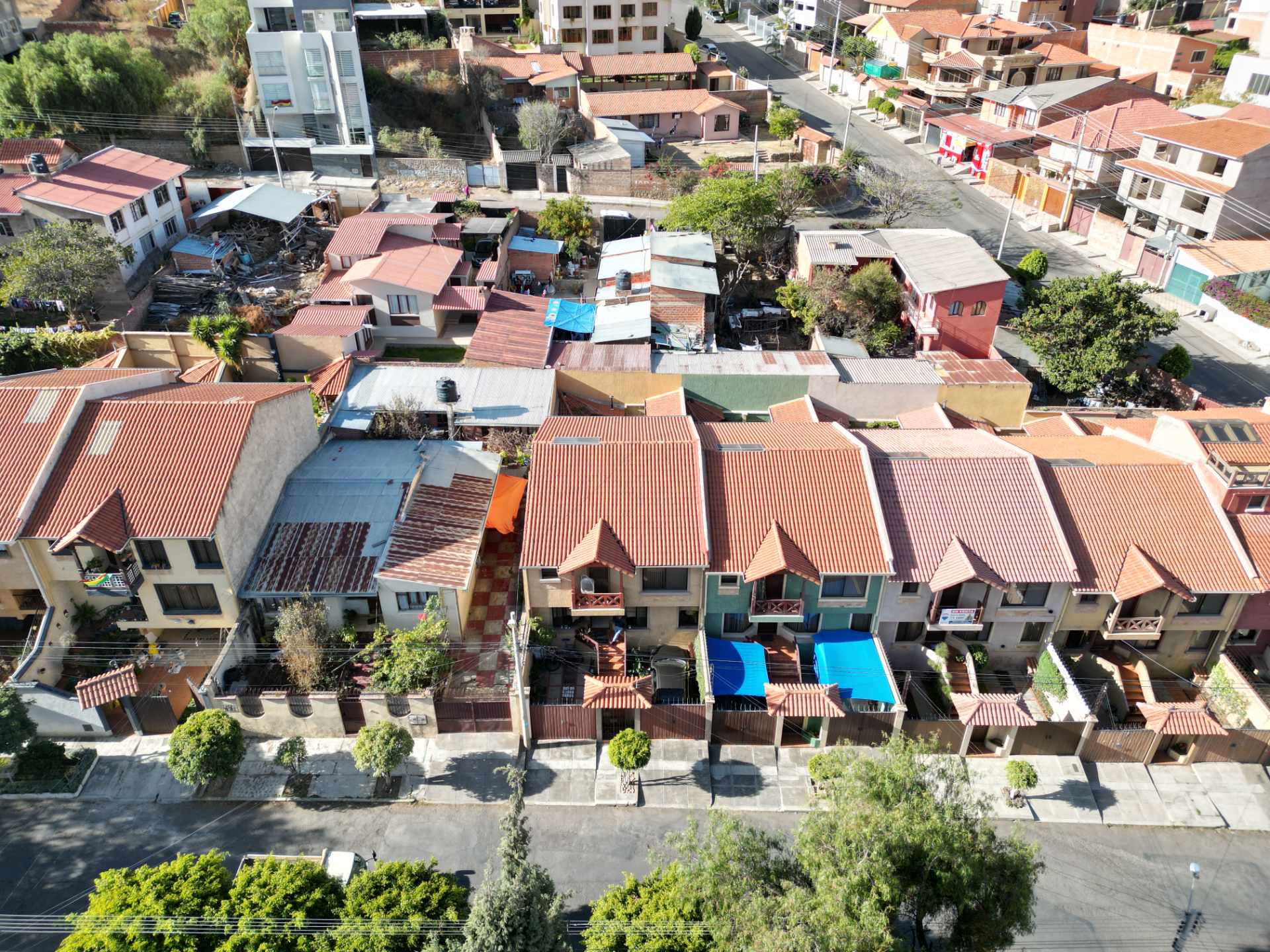 Casa en Mesadilla en Cochabamba 4 dormitorios 4 baños 2 parqueos Foto 36