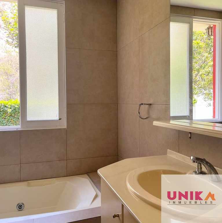 En Alquiler a Bs 9,000 Foto 3