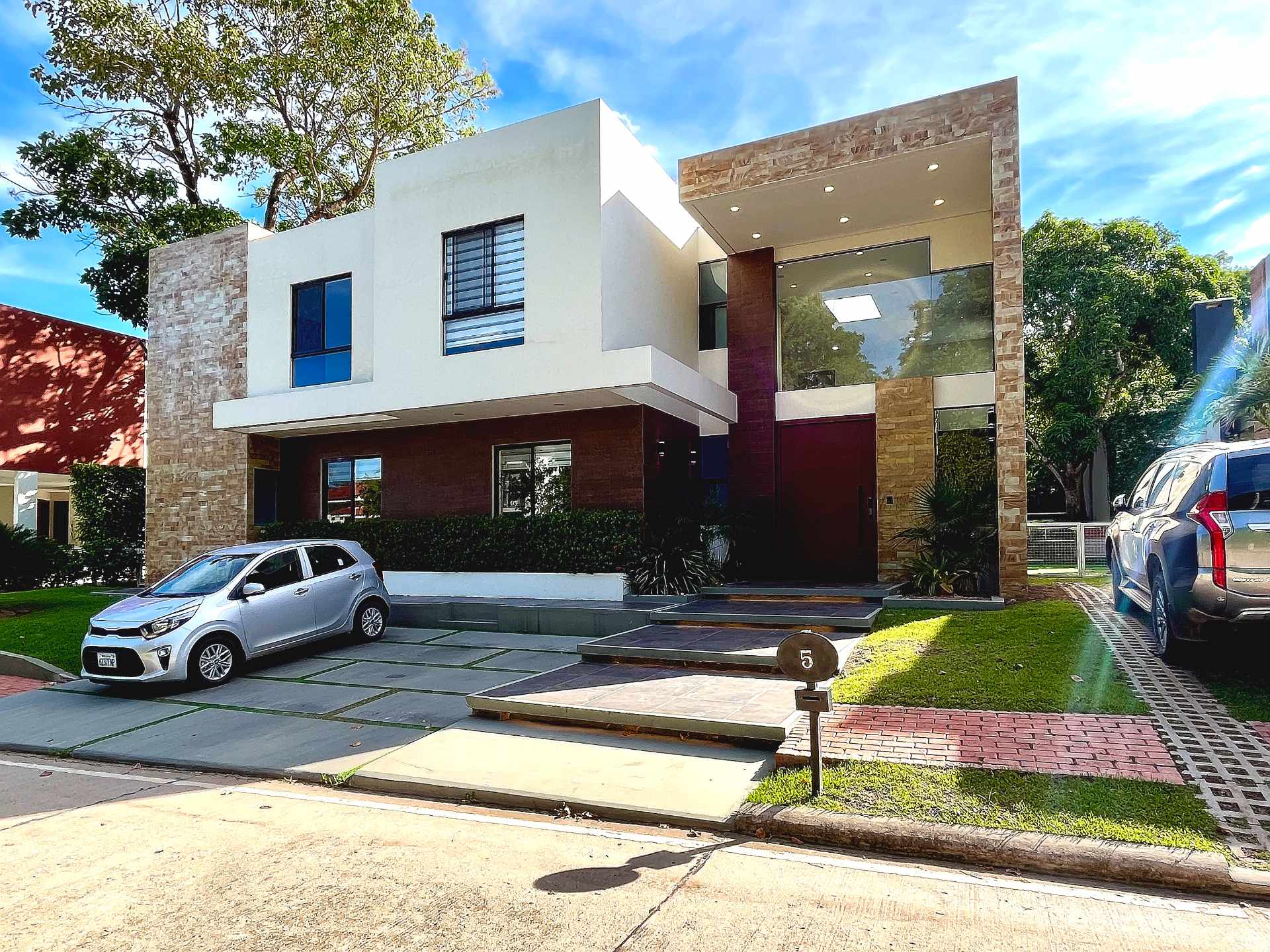 Casa en VentaHERMOSA CASA CONDOMINIO RÍO SIERRA  Foto 1