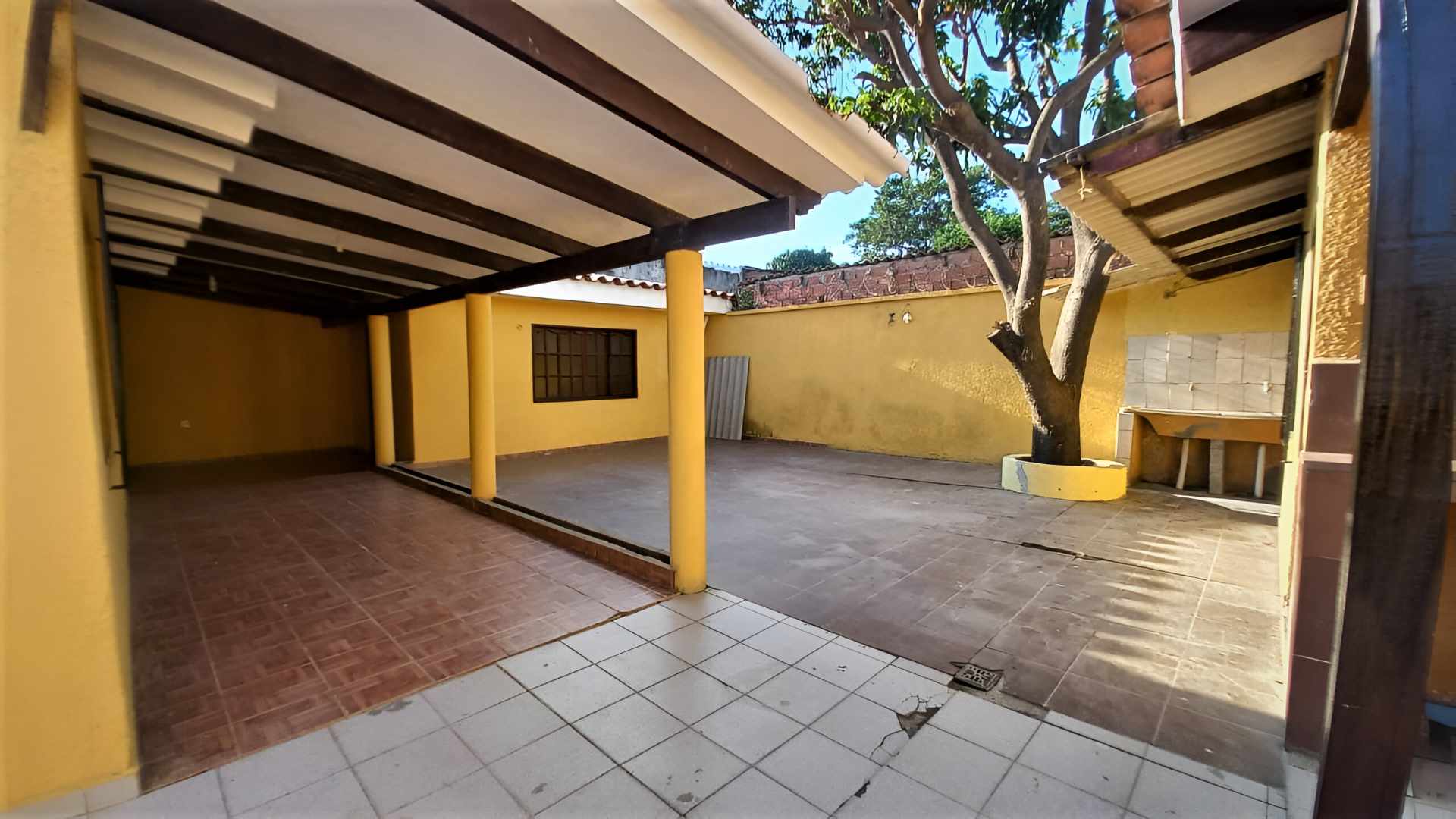 Casa Av. Los Pinos, Urb. Toborochi, Zona Sur Foto 2