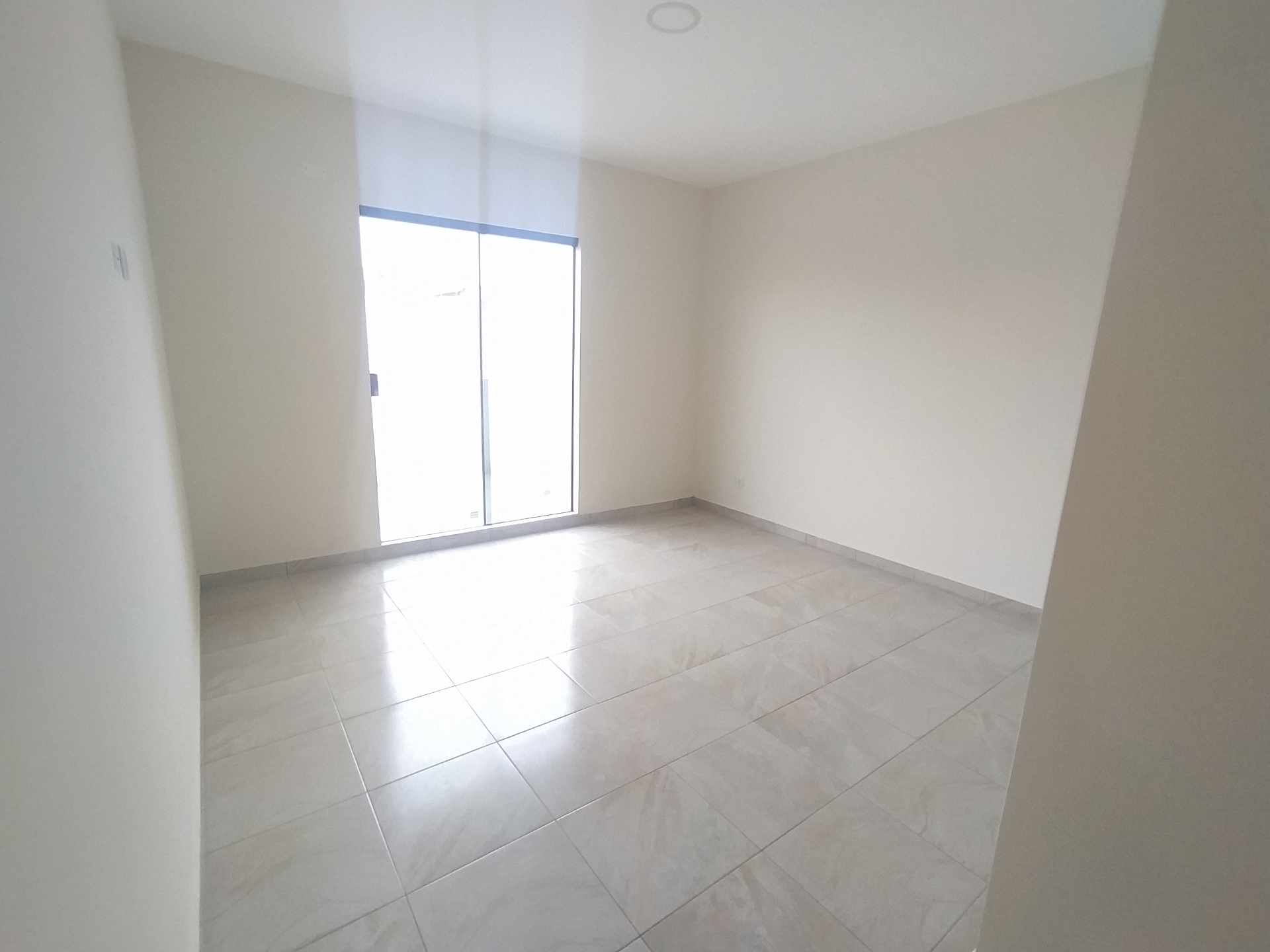 Casa en VentaAV. LA COLORADA ENTRE 5TO Y 6TO ANILLO Foto 8