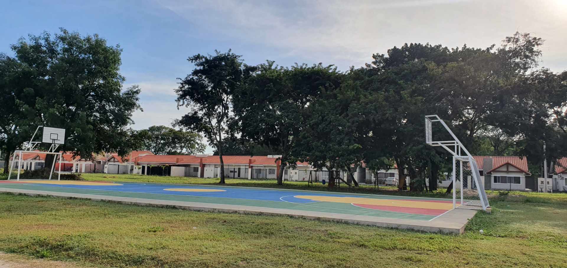 Casa en Carretera Norte en Santa Cruz de la Sierra 3 dormitorios 3 baños 2 parqueos Foto 22