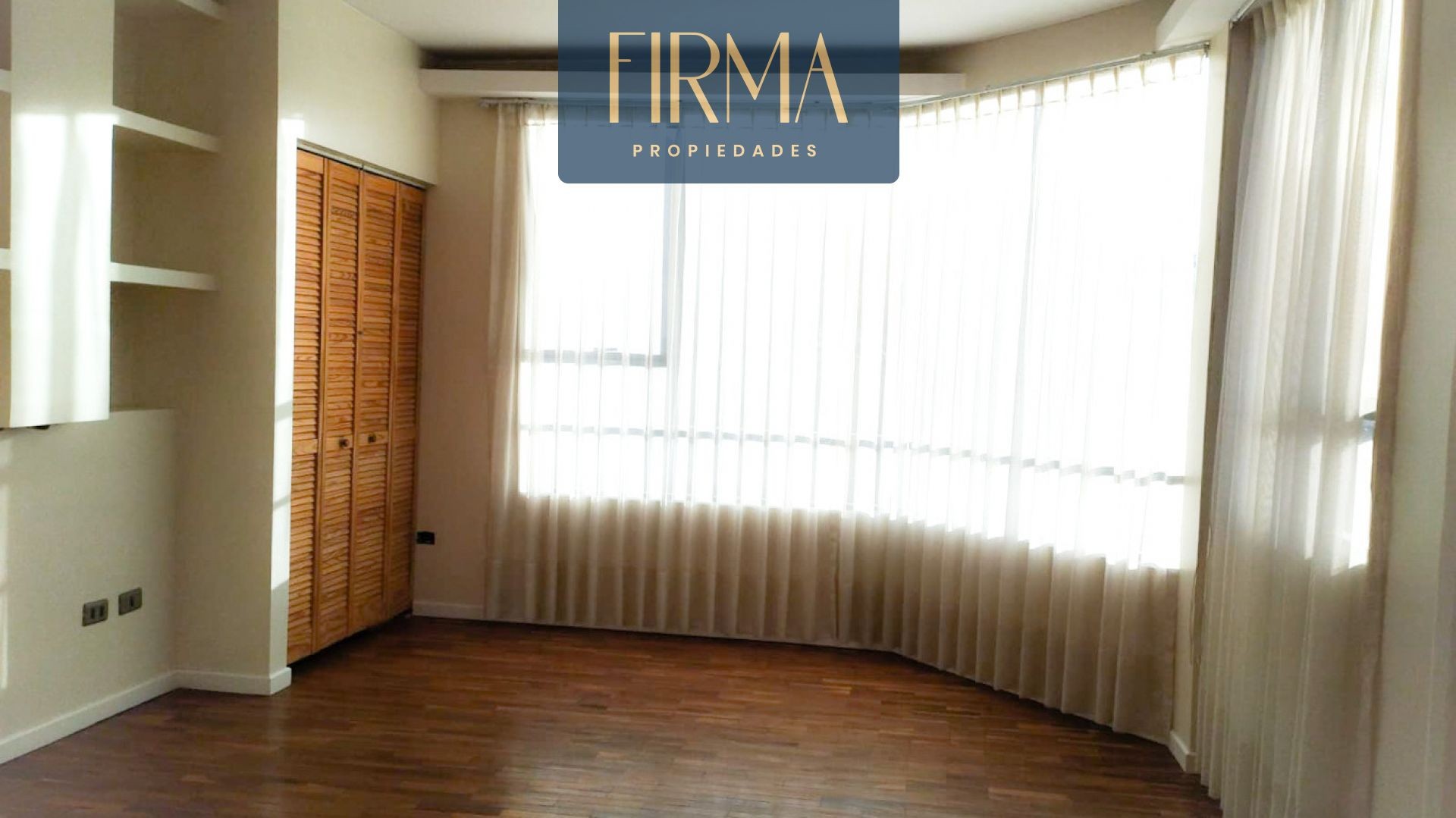 Casa en Calacoto en La Paz 9 dormitorios 7 baños 4 parqueos Foto 5