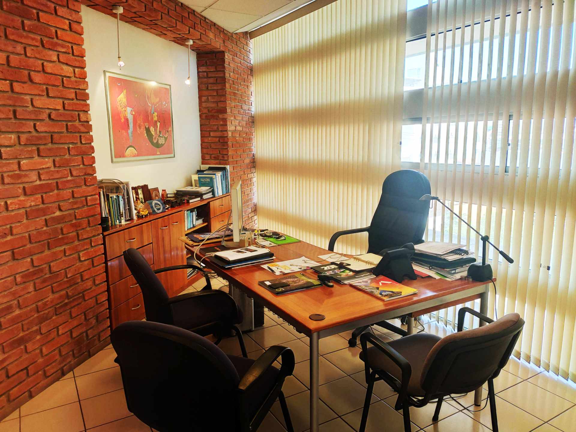 Edificio en VentaOFERTA EDIFICIO EMPRESARIAL EN EQUIPETROL Foto 5