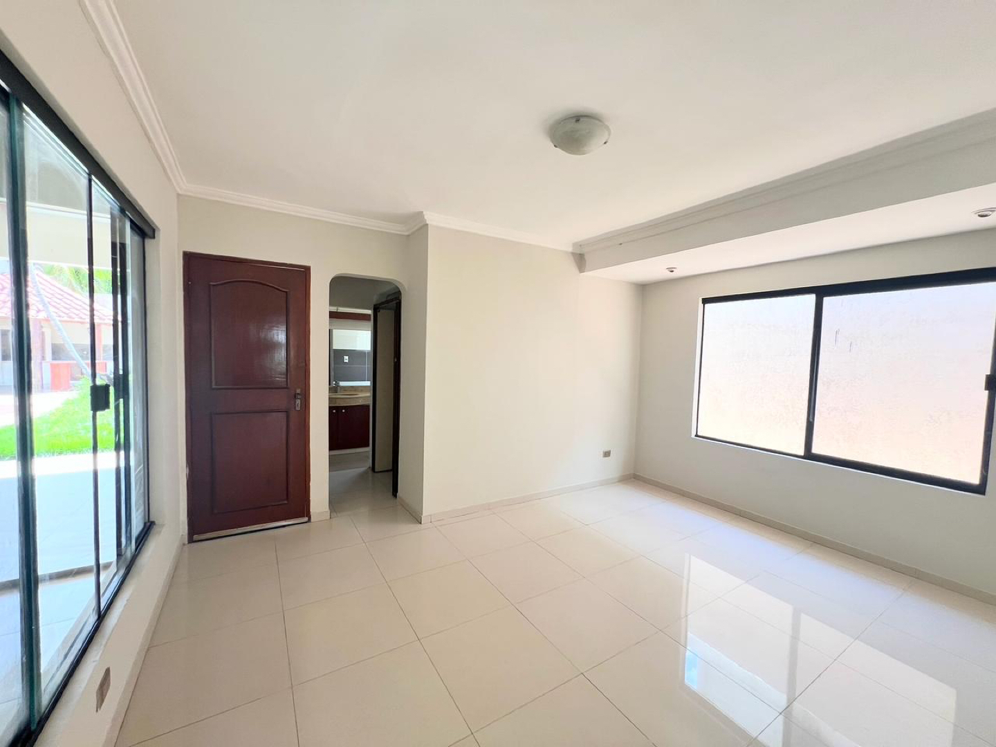Terreno en VentaAV. BENI CASA COMO TERRENO EN VENTA    Foto 7