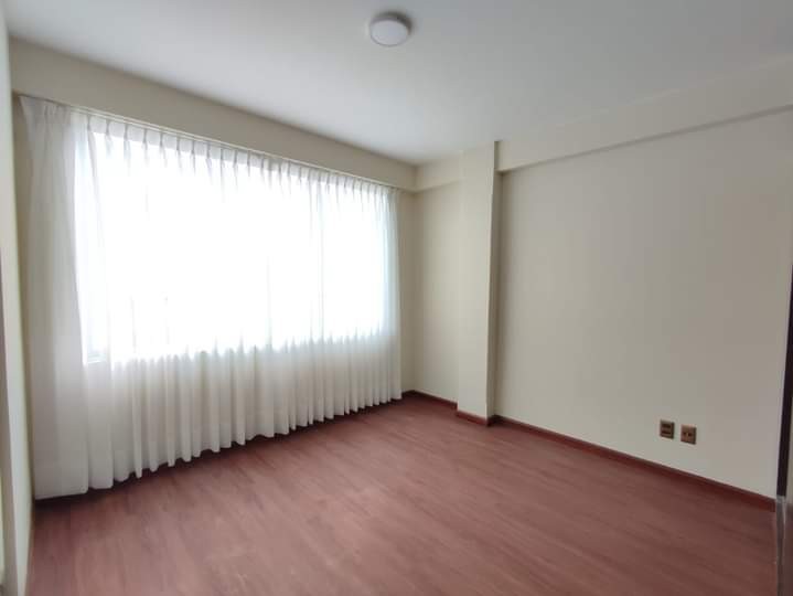 En Alquiler a Bs 3,200 Foto 5