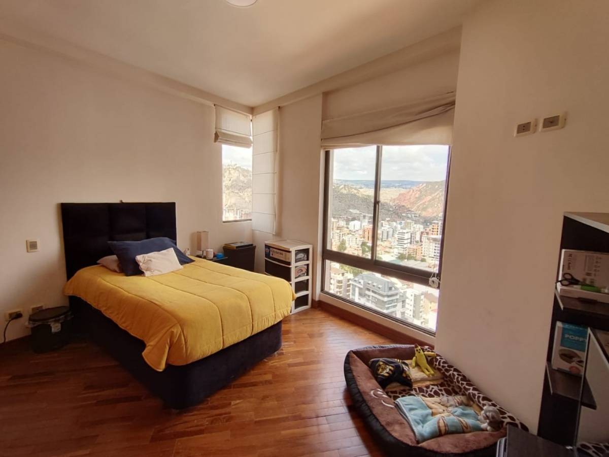 Departamento en AnticréticoCALLE 25 CALACOTO AV. MUÑOZ REYES Foto 9