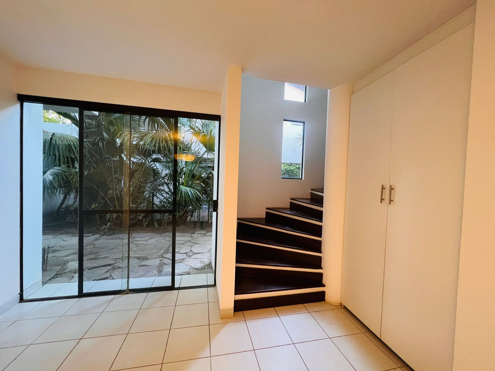 En Alquiler a $us 1,600 Foto 12