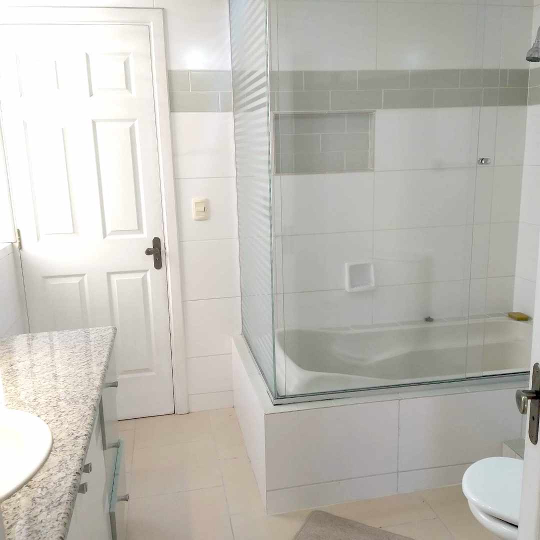 Casa en VentaLOS PINOS (inicio) 9 dormitorios 12 baños 3 parqueos Foto 8