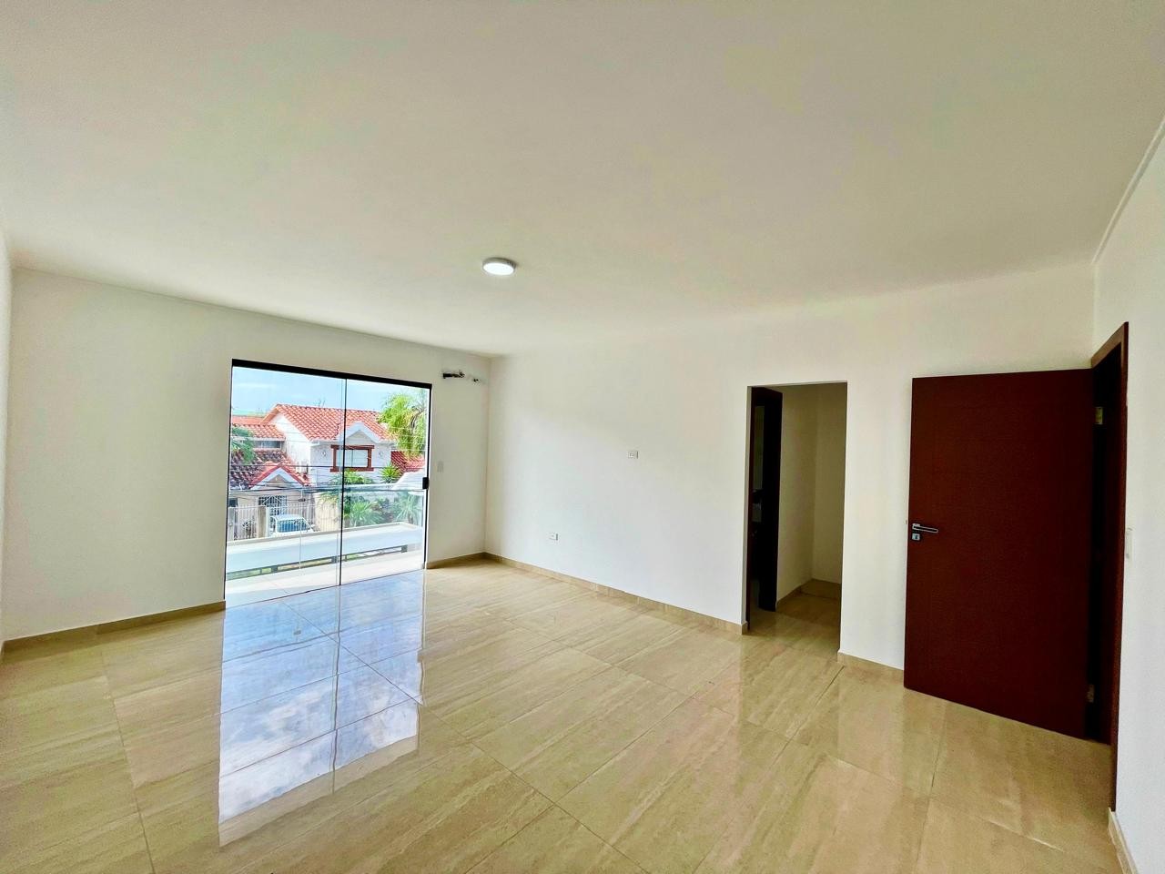 Casa en VentaAV ROCA Y CORONADO 2DO ANILLO /SANTA ROSITA Foto 4