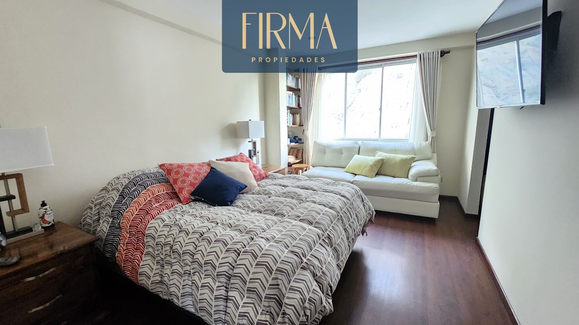 Departamento en VentaPENTHOUSE EN VENTA, ACHUMANI 3 dormitorios 4 baños 1 parqueos Foto 14