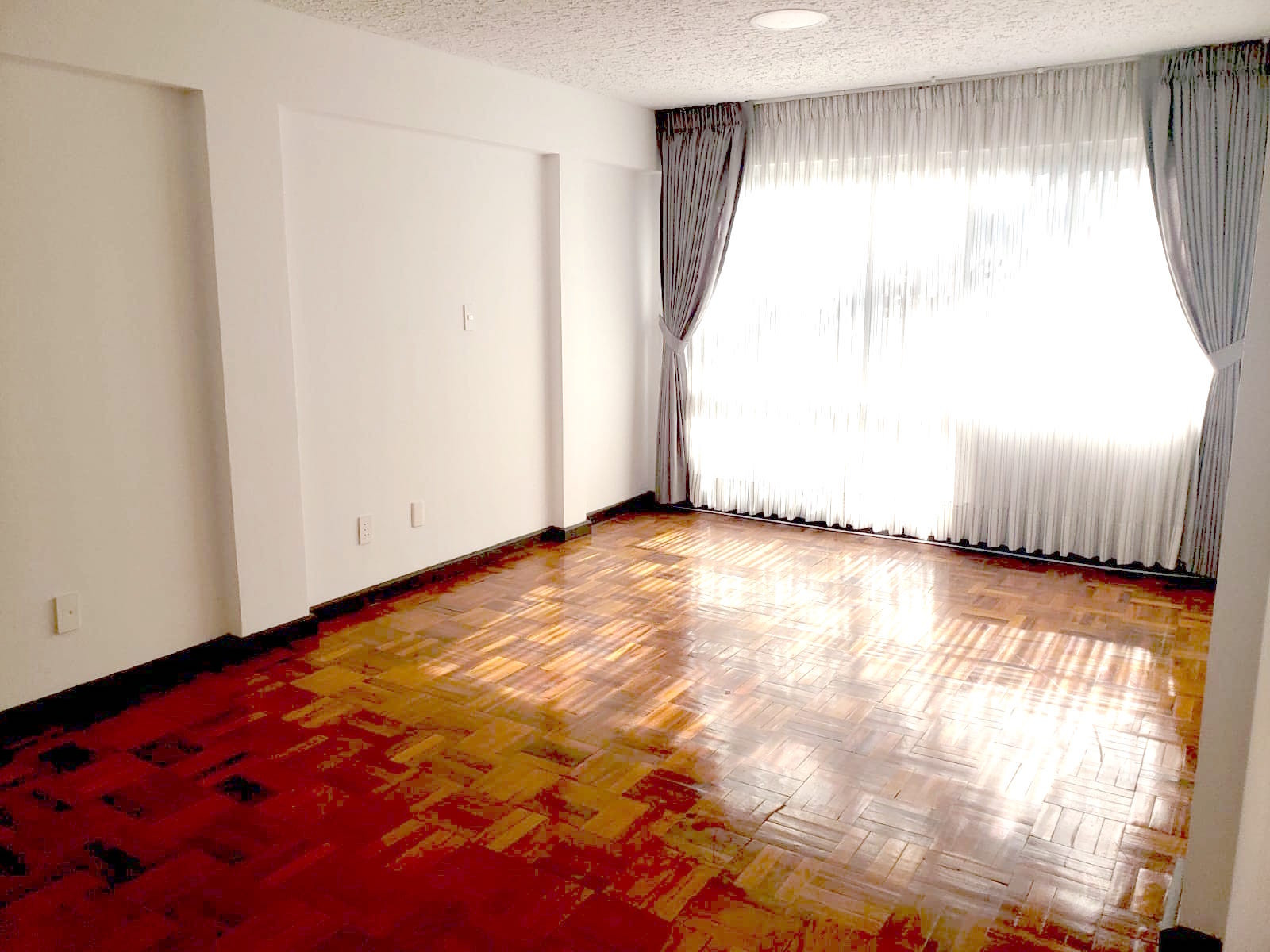 Departamento en AlquilerLOS PINOS 3 dormitorios 2 baños  Foto 1