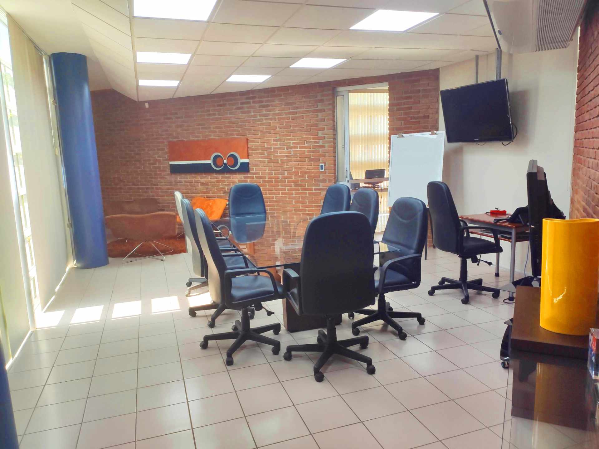 Edificio en VentaOFERTA EDIFICIO EMPRESARIAL EN EQUIPETROL Foto 9