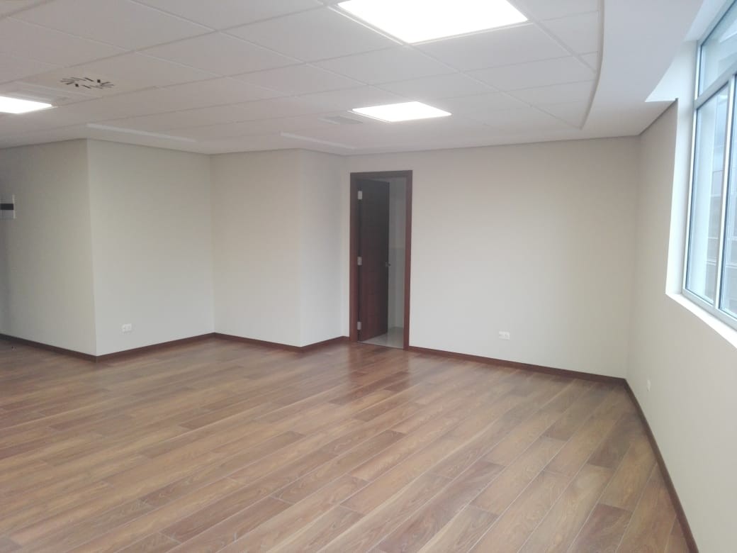 Oficina en San Jorge en La Paz 1 dormitorios 2 baños 1 parqueos Foto 7