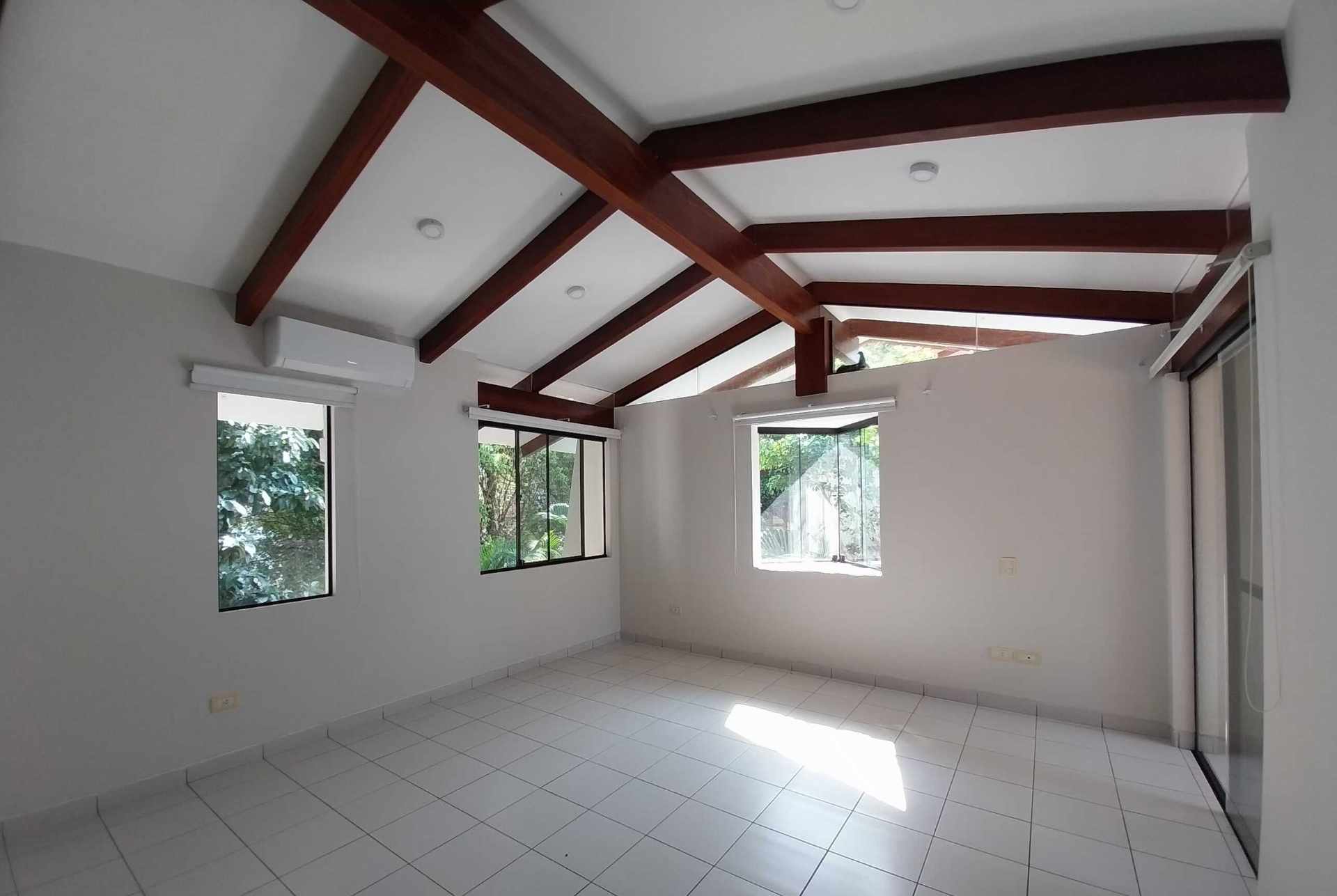 Casa 🔹 ALQUILO PRECIOSA RESIDENCIA EN EXCLUSIVO CONDOMINIO  Foto 8