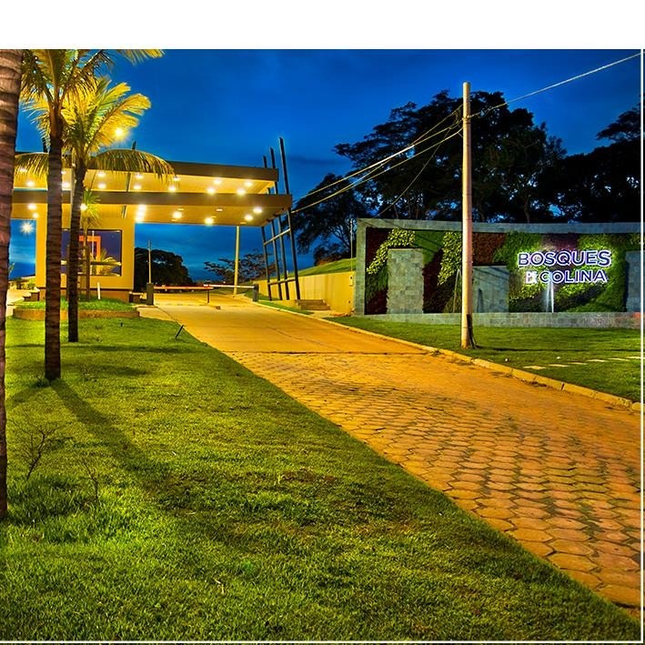 Casa Urbanizacion Bosques de la Colina - 8vo anillo entre Cristo Redentor y Radial 26 Foto 17