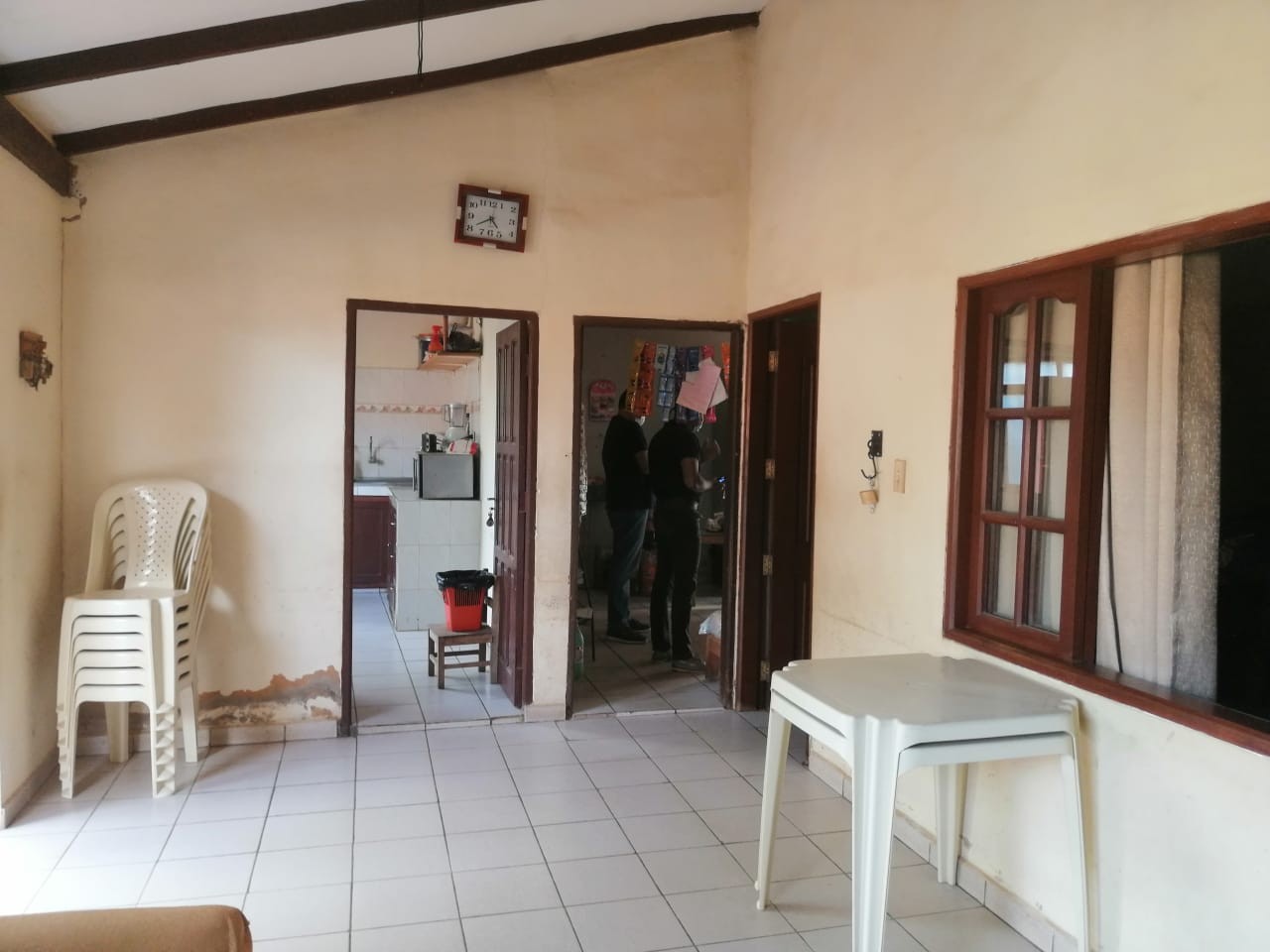 Casa en Entre 5to y 6to anillo Este en Santa Cruz de la Sierra 6 dormitorios 2 baños 4 parqueos Foto 13