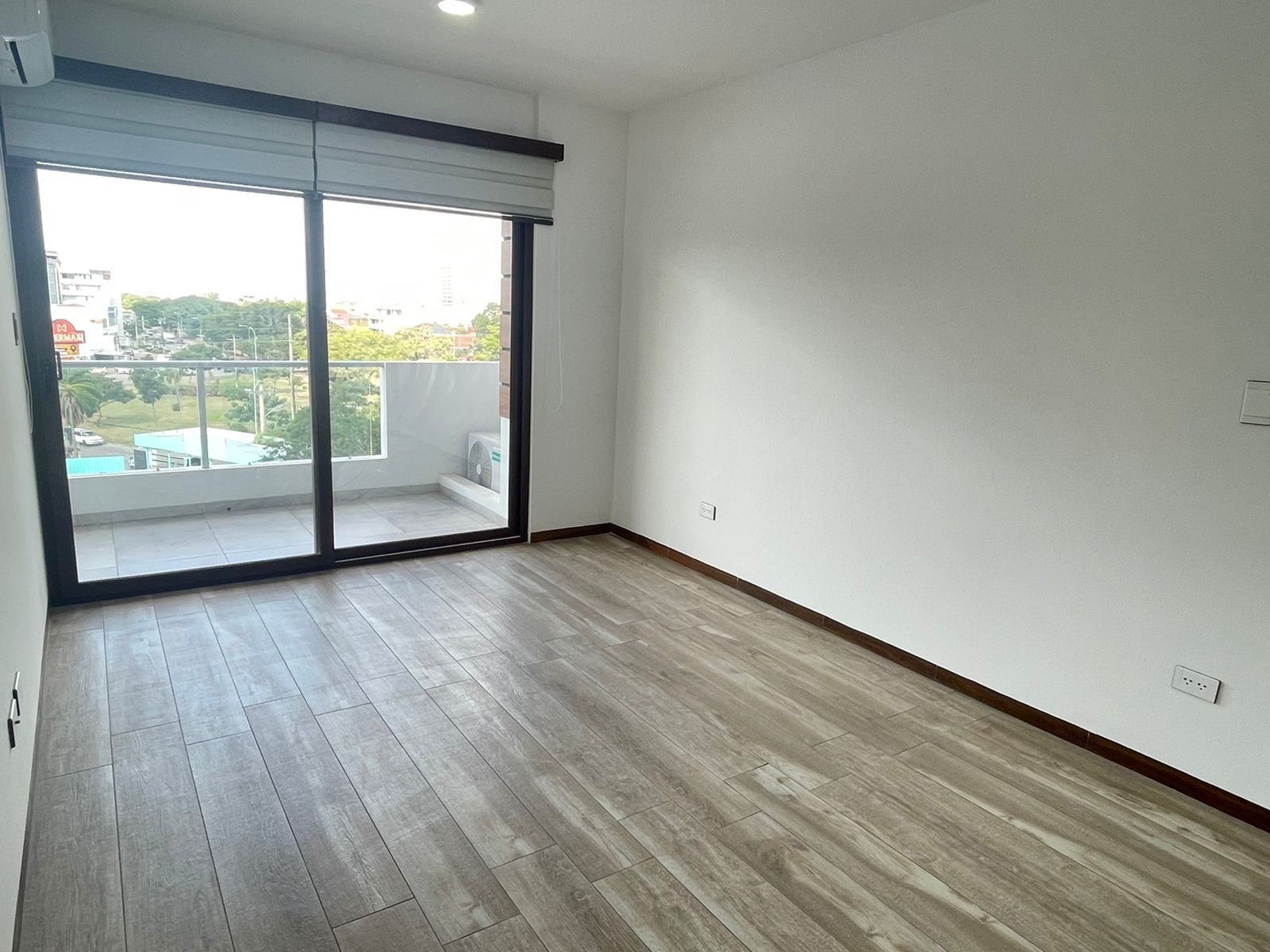 En Alquiler a $us 500 Foto 4