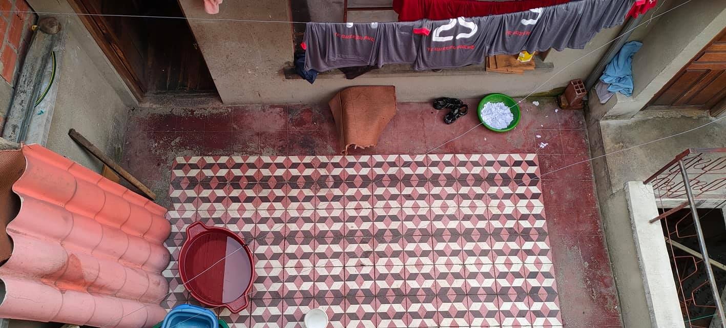 Casa en Tembladerani en La Paz 8 dormitorios 2 baños 1 parqueos Foto 18