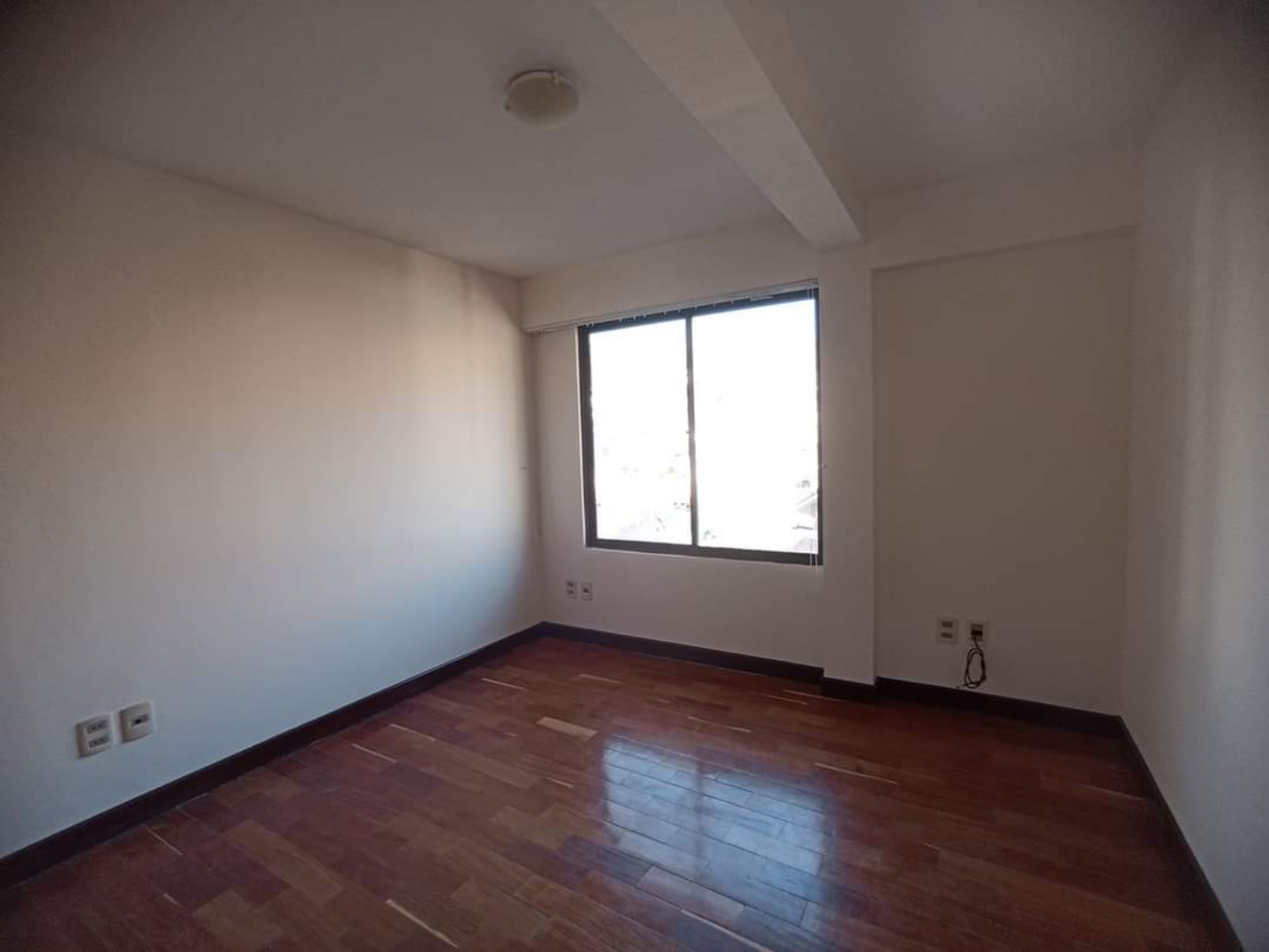 Departamento en Cota Cota en La Paz 3 dormitorios 4 baños 1 parqueos Foto 11