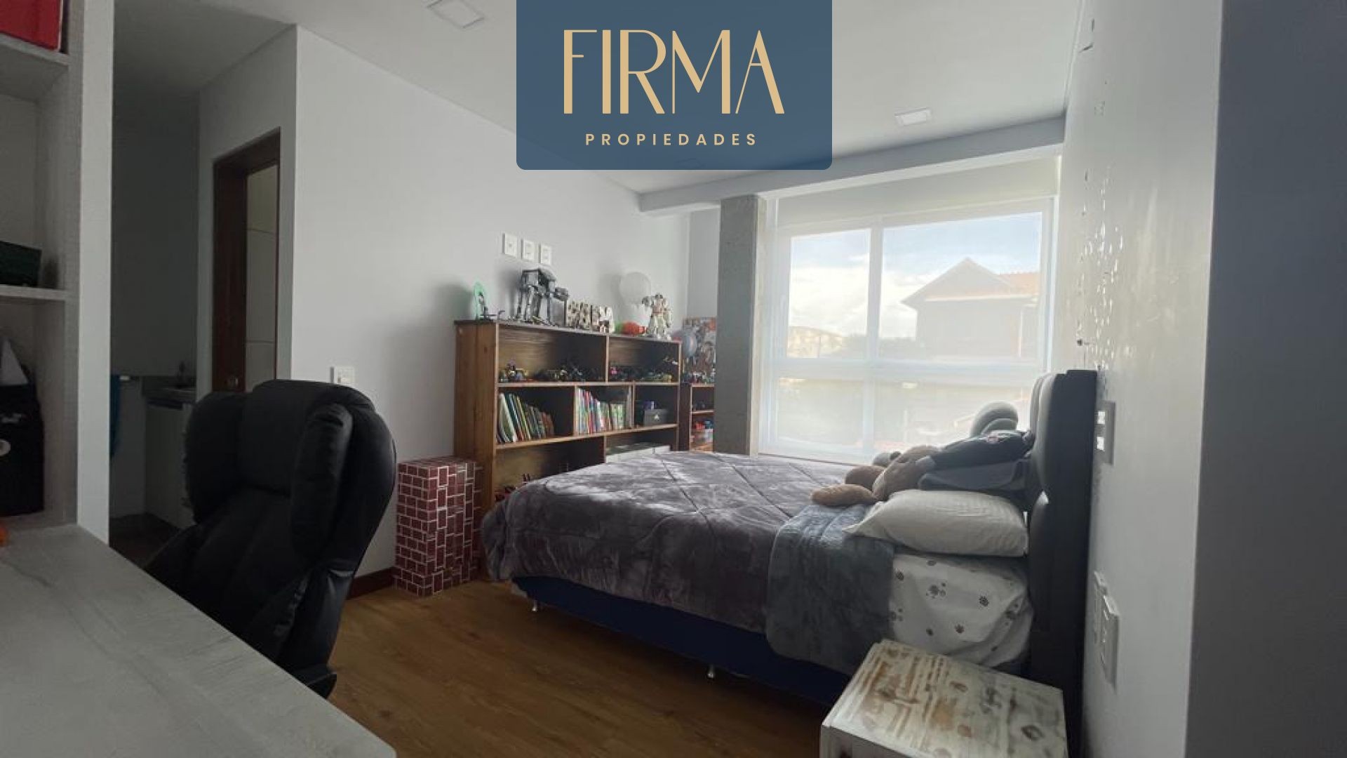 Casa en Achumani en La Paz 4 dormitorios 7 baños 3 parqueos Foto 18