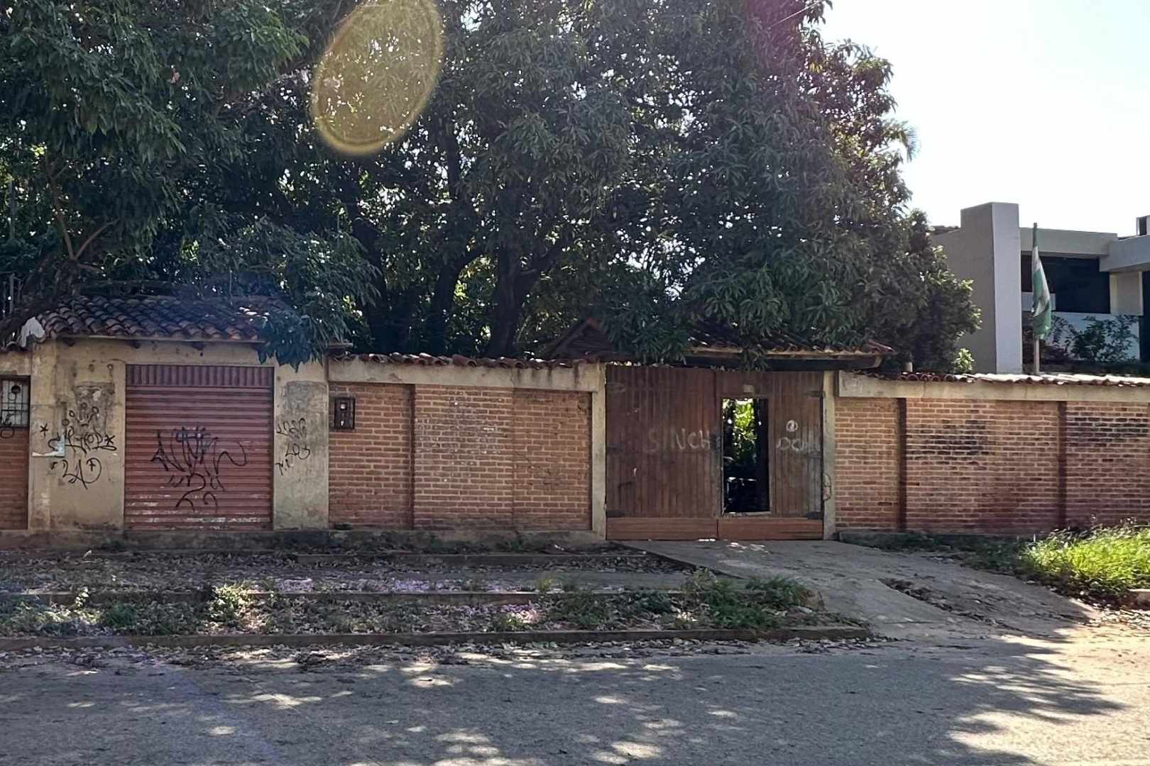 Terreno en VentaBarrio Estación Argentina, Av. Francisco Mora #351 Foto 9