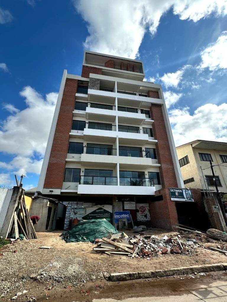 Departamento en VentaEntre 2do y tercer anillo, entre Av. Paragua y Av. Guapay Foto 3