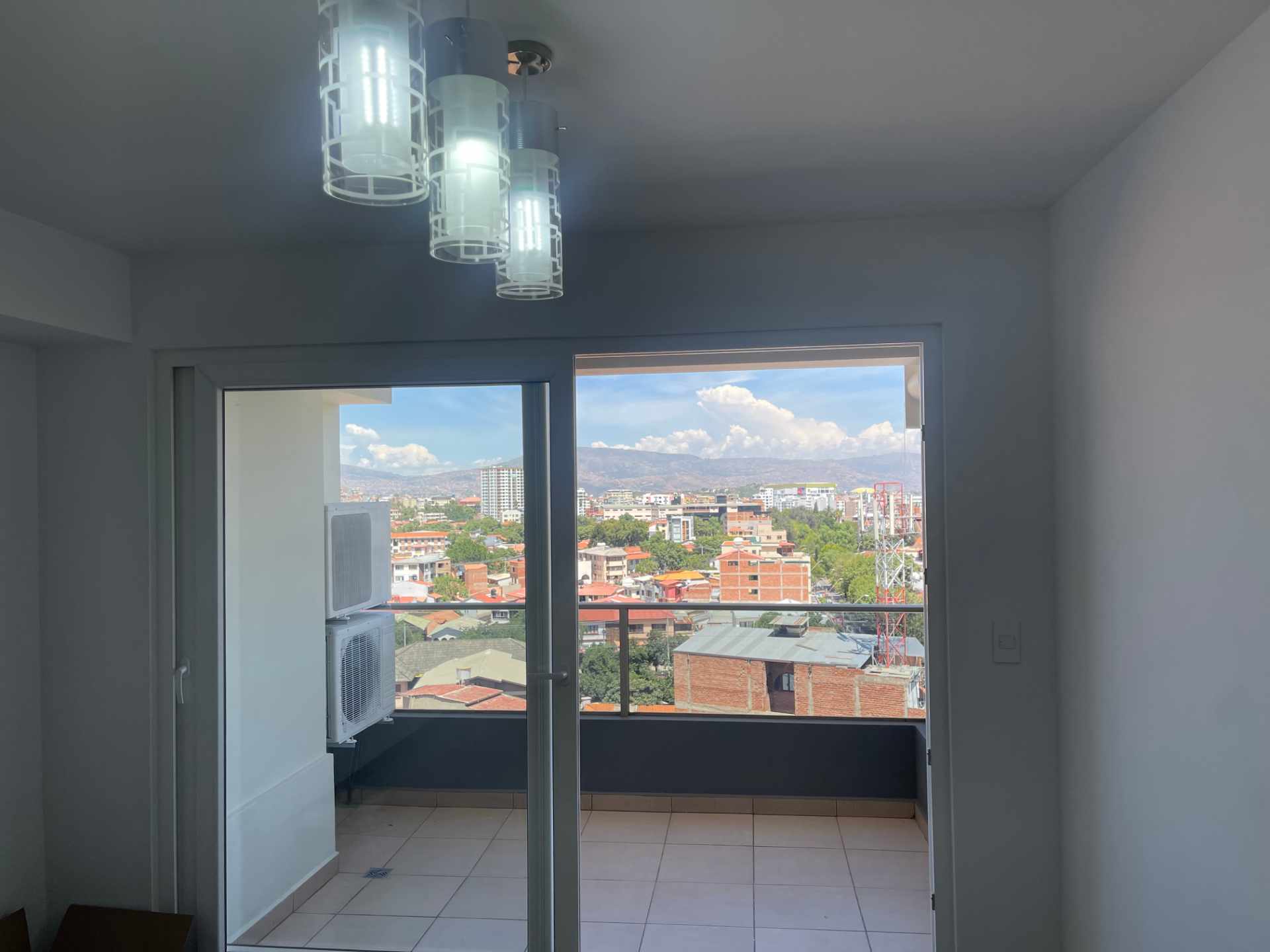 Departamento en Muyurina en Cochabamba 3 dormitorios 2 baños 1 parqueos Foto 8