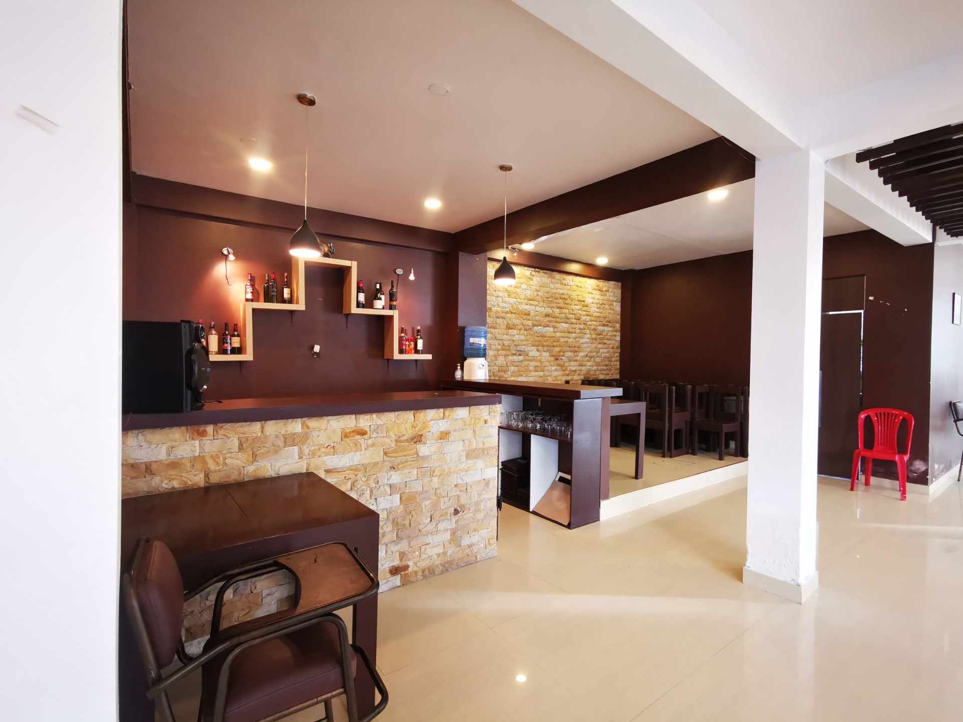 Local comercial en Sarco en Cochabamba  2 baños  Foto 4