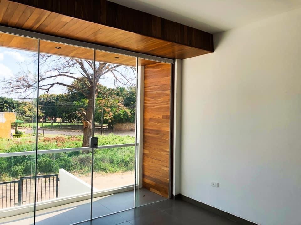 Casa en Entre 8vo y 9no anillo Norte en Santa Cruz de la Sierra 3 dormitorios 7 baños 2 parqueos Foto 48