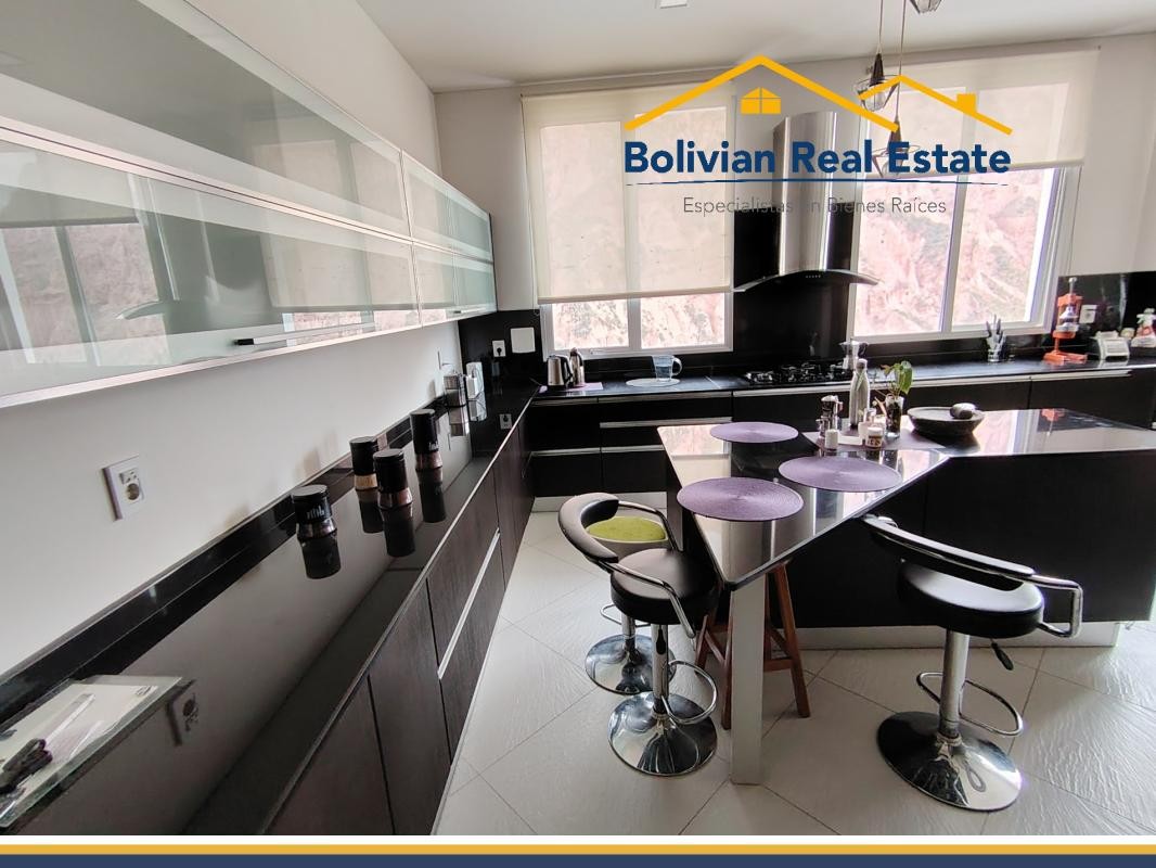 Casa en VentaCASA DE LUJO EN VENTA – LA FLORIDA -  SERRANÍAS DE ARANJUEZ 4 dormitorios 5 baños 4 parqueos Foto 12