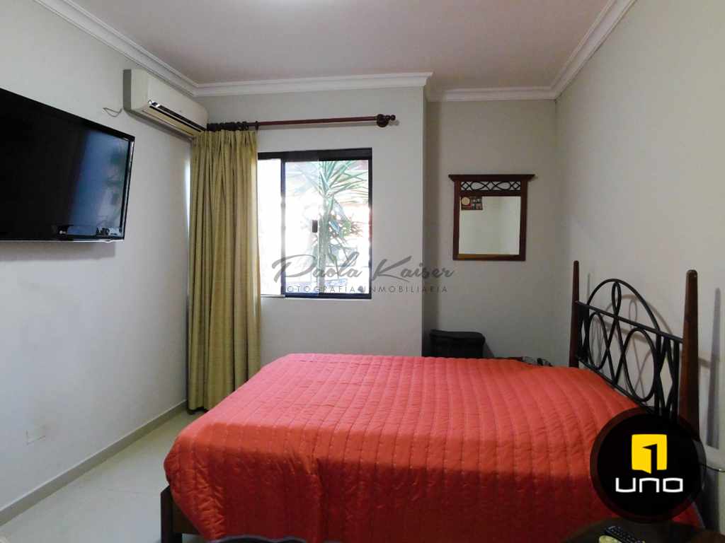 Casa en Carretera Norte en Santa Cruz de la Sierra 4 dormitorios 4 baños 4 parqueos Foto 10