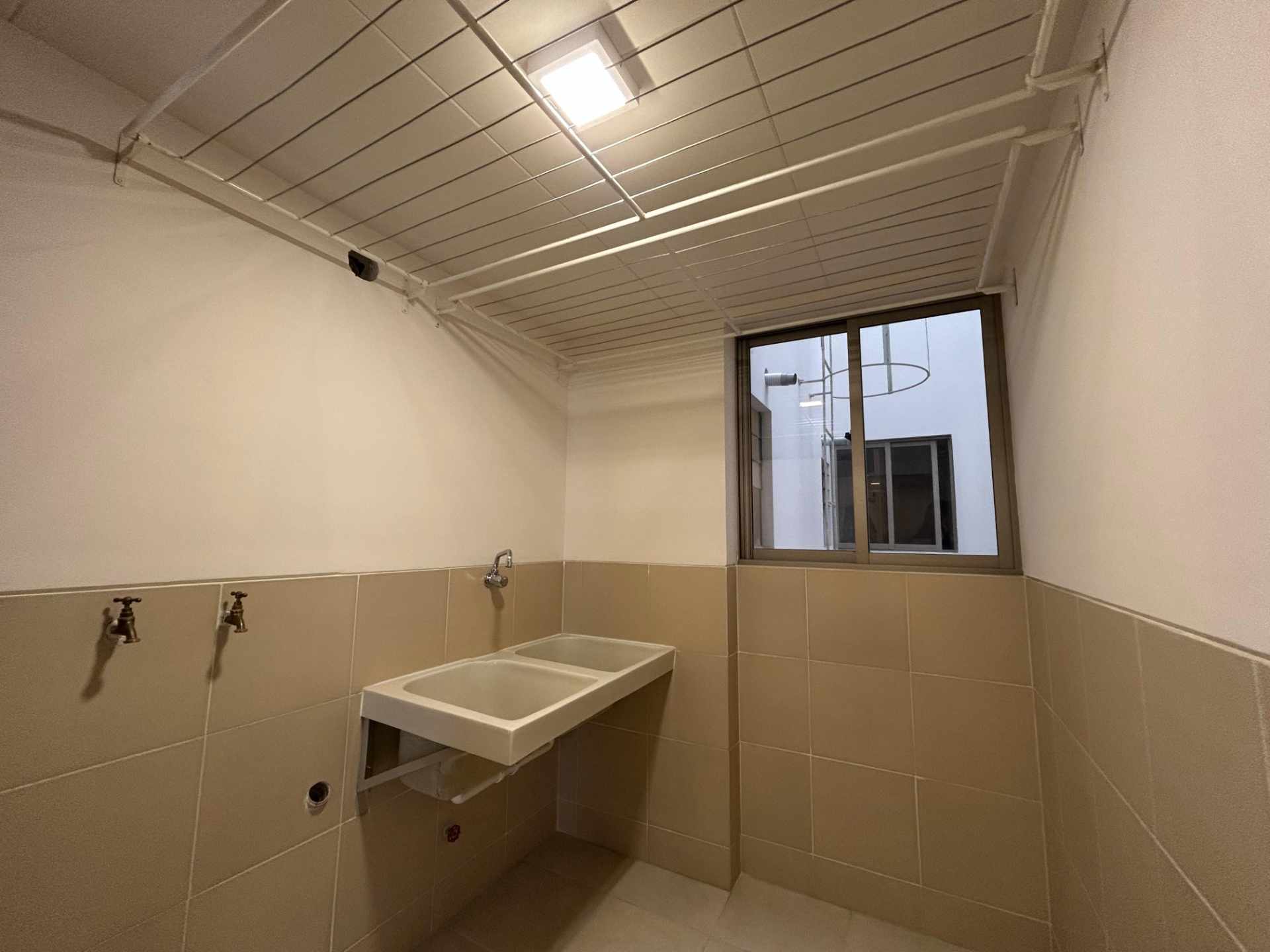 Departamento en Achumani en La Paz 3 dormitorios 4 baños 1 parqueos Foto 10