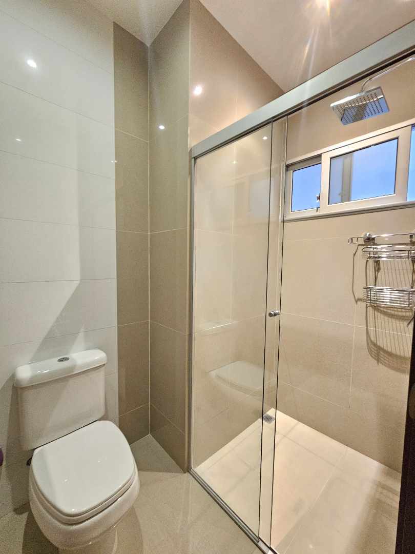 Departamento en AlquilerAV. BENI ENTRE 2 Y 3er ANILLO  3 dormitorios 3 baños 1 parqueos Foto 9
