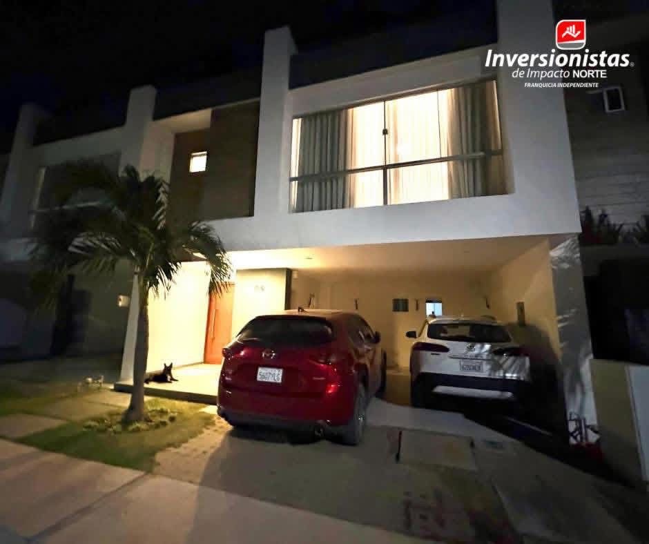 Casa en VentaVenta de casa tipo Town House Condominio Jardines del Norte V
( 8 vo anillo y Banzer , zona Norte) Foto 1