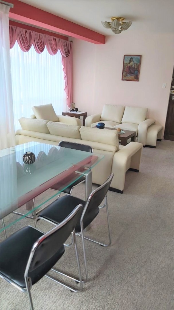 Departamento en San Jorge en La Paz 2 dormitorios 1 baños  Foto 5