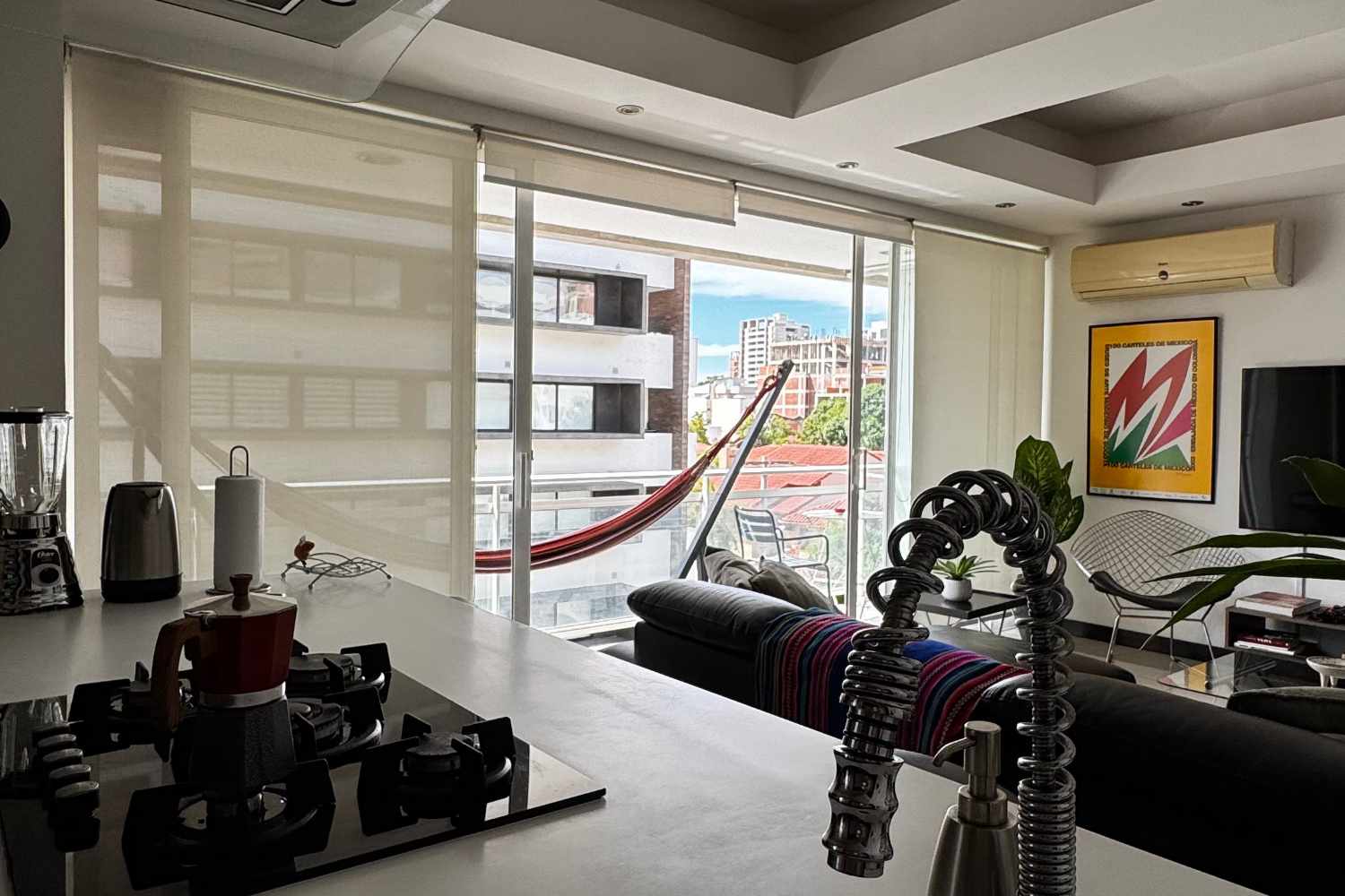 Departamento en Equipetrol en Santa Cruz de la Sierra 2 dormitorios 3 baños 1 parqueos Foto 6