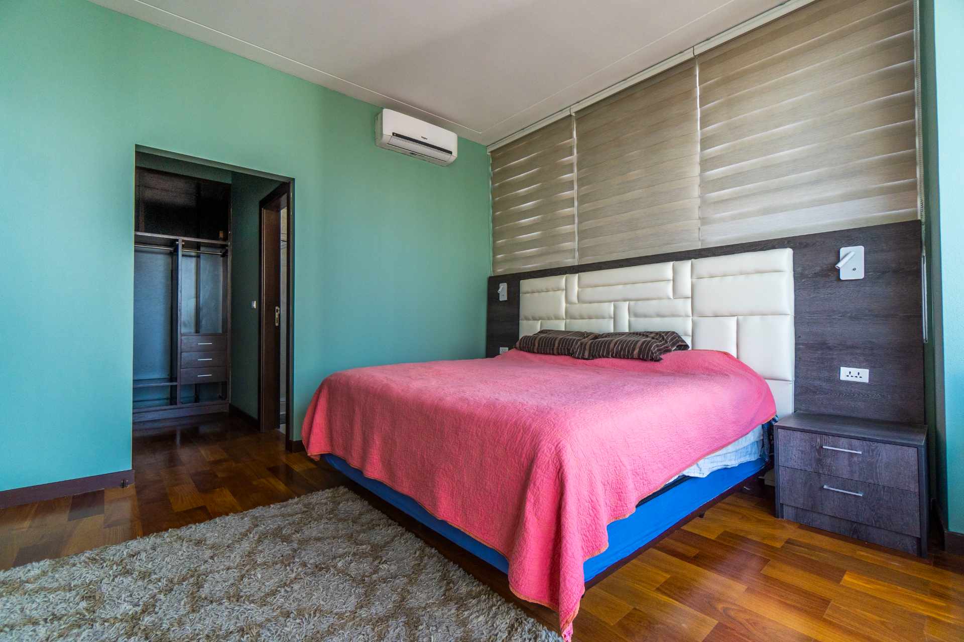 Departamento en Aranjuez en Cochabamba 3 dormitorios 3 baños 1 parqueos Foto 19