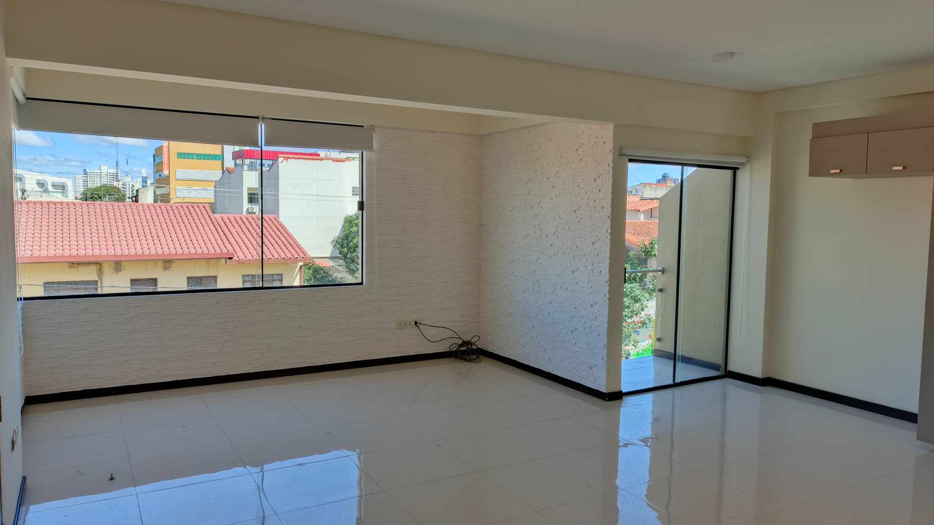 Departamento AVENIDA ALEMANA Y TERCER ANILLO EXTERNO .. Calle Angel Roca 3035 Foto 5