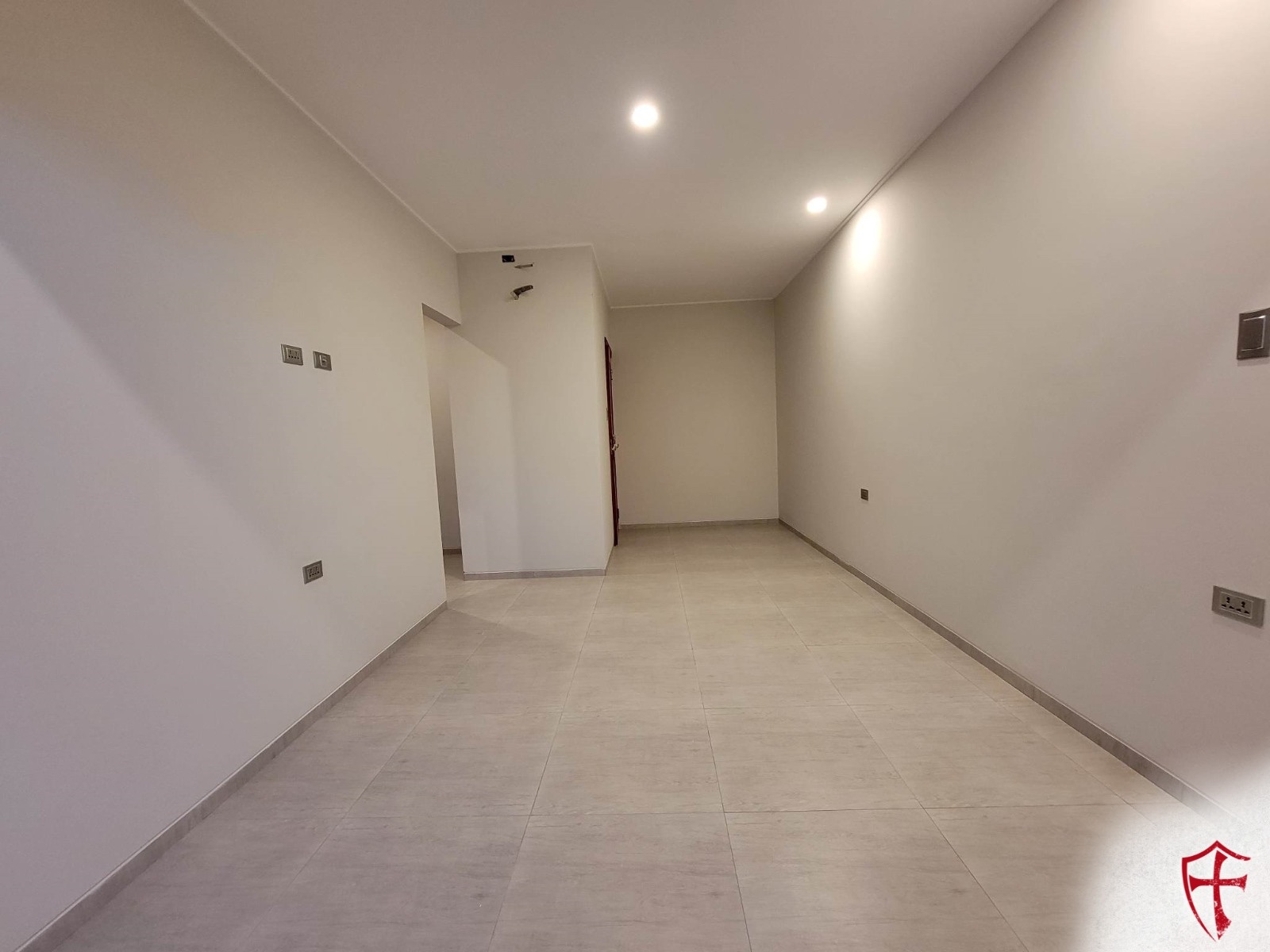 Casa en Urubó en Santa Cruz de la Sierra 5 dormitorios 6 baños 4 parqueos Foto 7