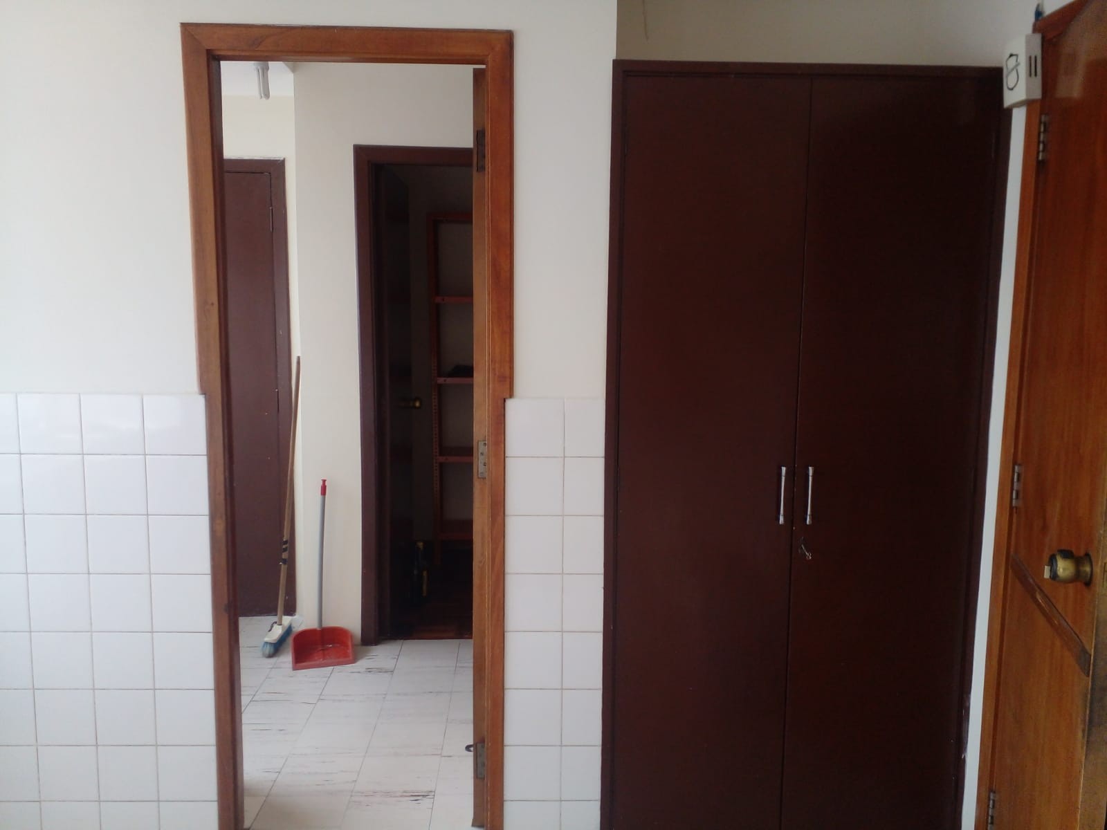 Departamento en Sopocachi en La Paz 3 dormitorios 2 baños  Foto 2