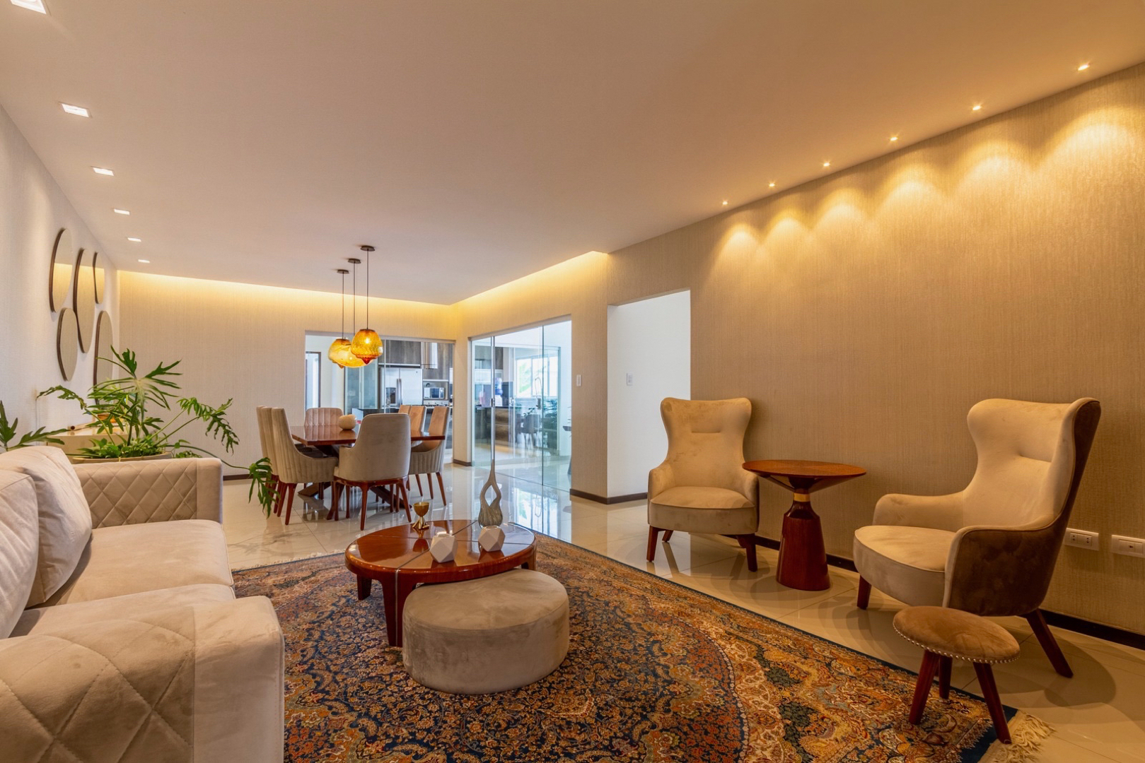 Casa en AlquilerAv. Octavo Anillo Banzer  Foto 17