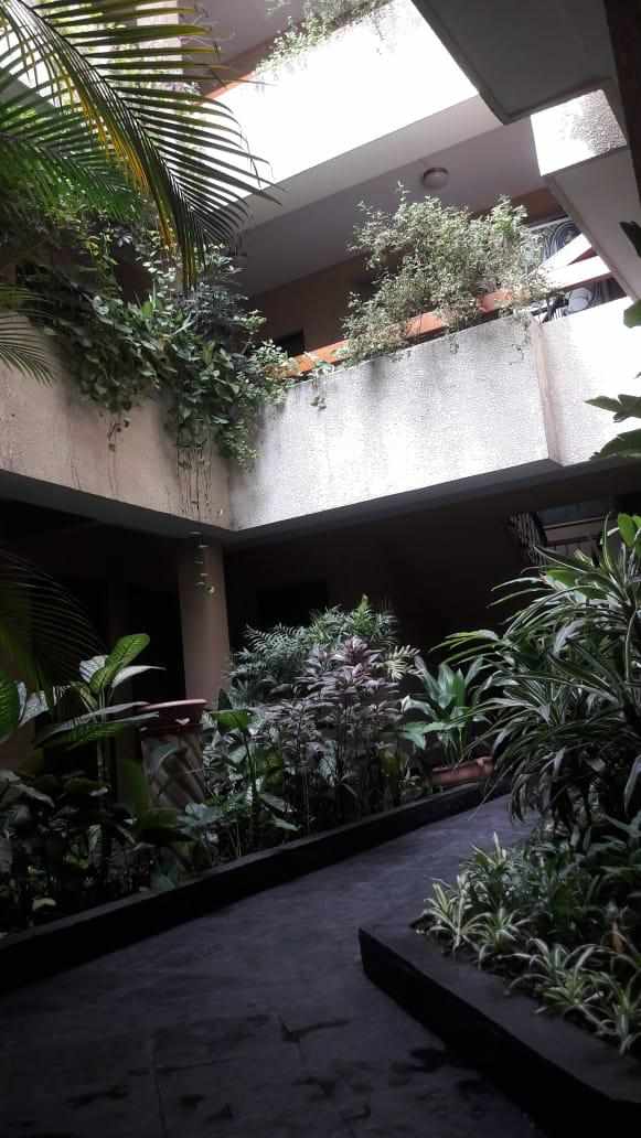 Edificio en VentaAv Piraí 5to anillo 13 dormitorios 10 baños  Foto 7